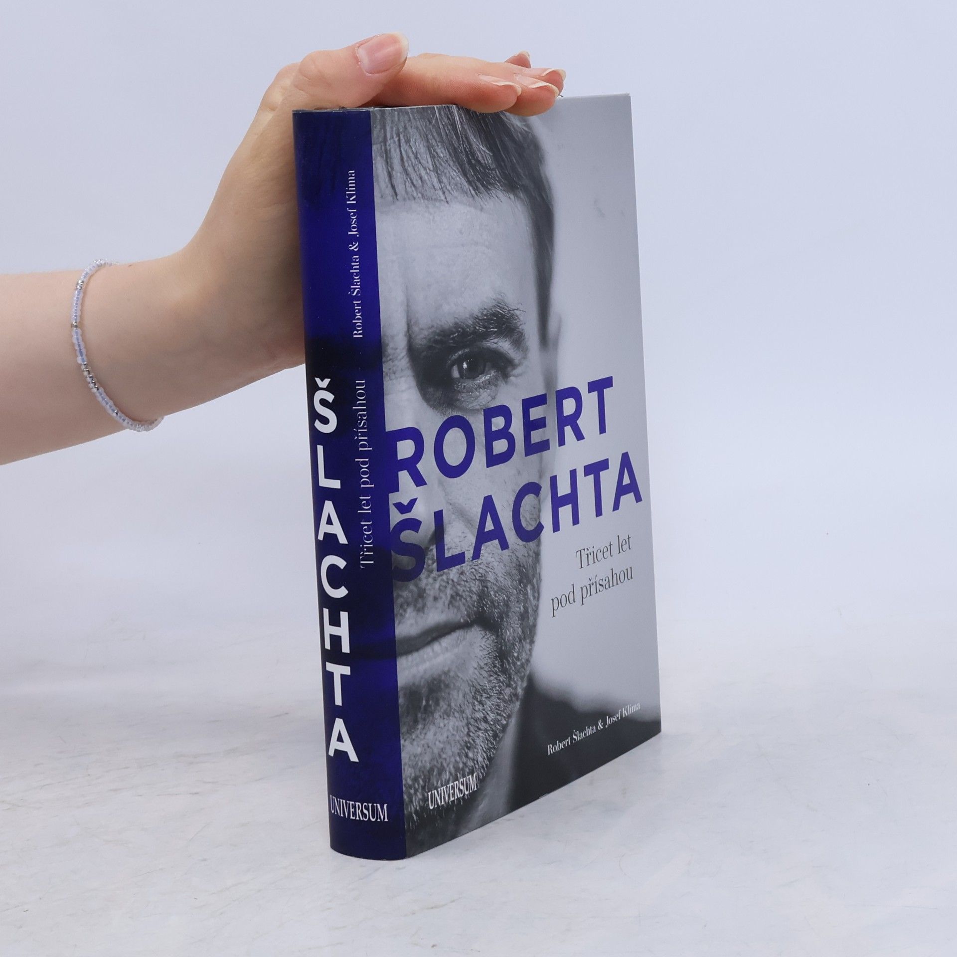 Robert Šlachta Robert Šlachta. Třicet let pod přísahou