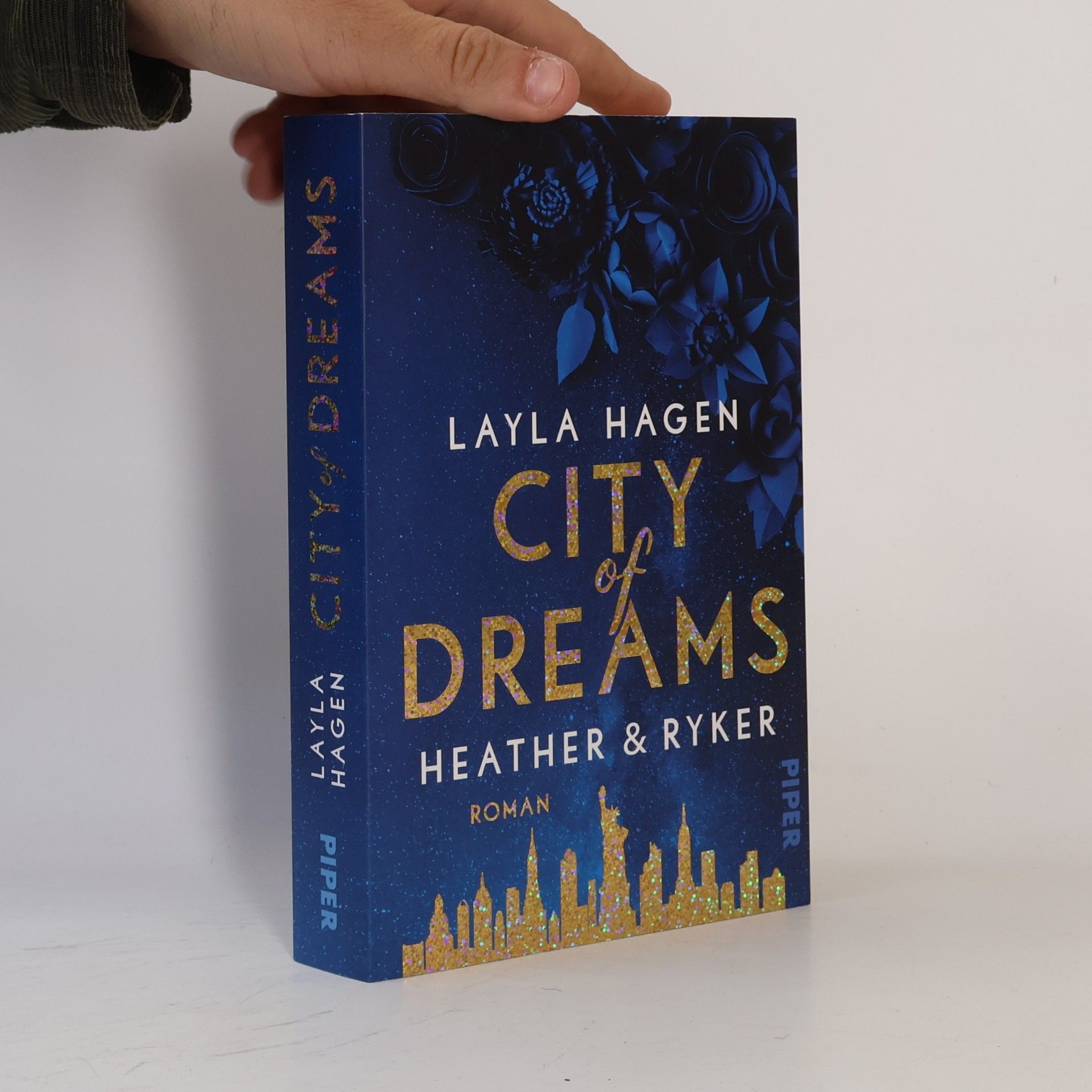 Layla Hagen City of love. Heather & Ryker