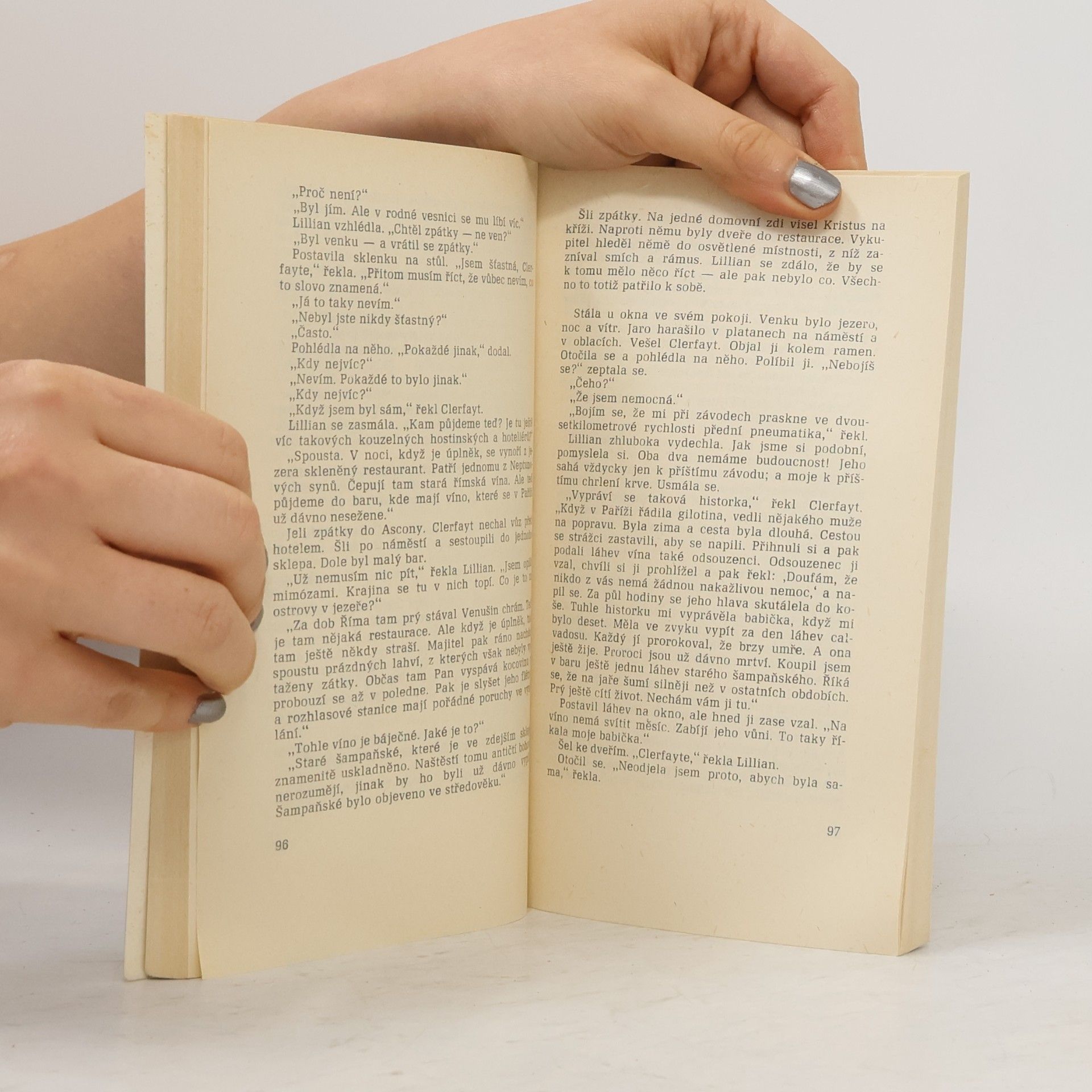 Erich Maria Remarque Nebe nezná vyvolených