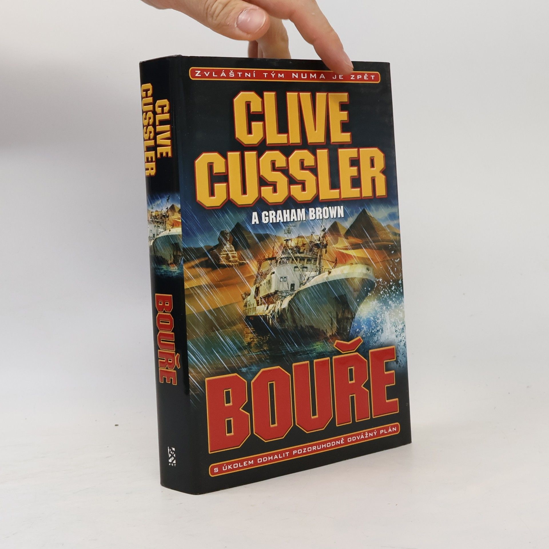 Clive Cussler Bouře