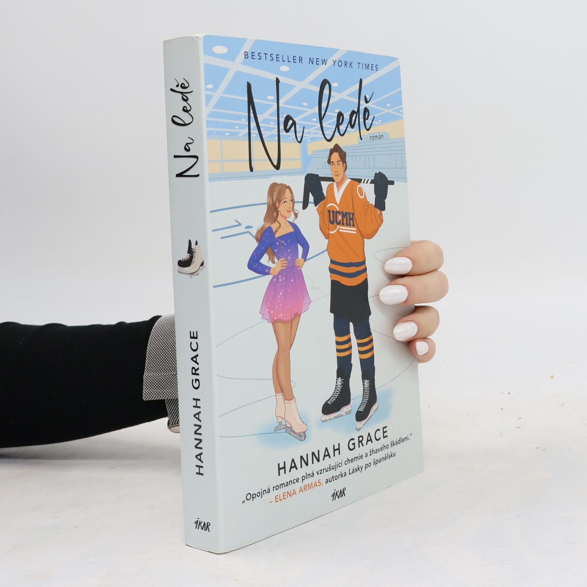 Hannah Grace Na ledě