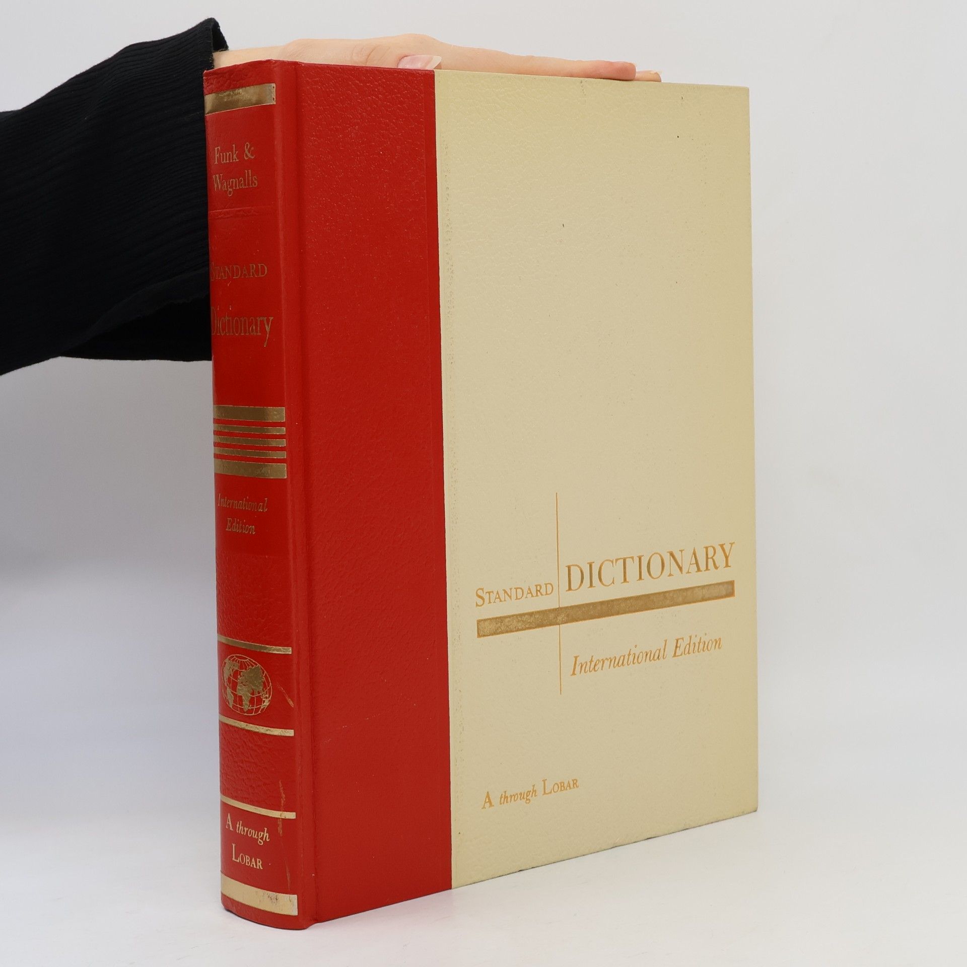 Funk & Wagnalls Company Standard Dictionary. International Edition