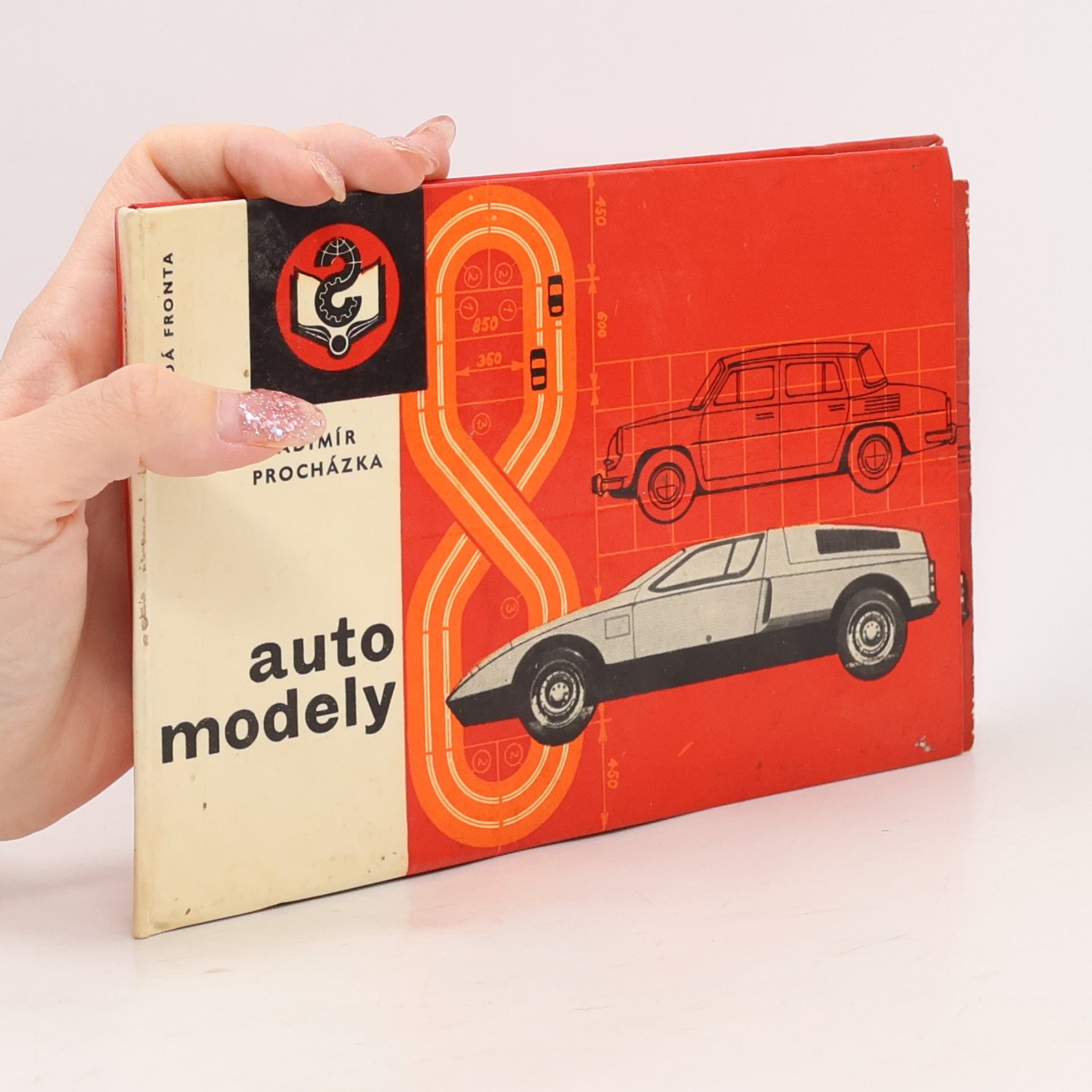Automodely