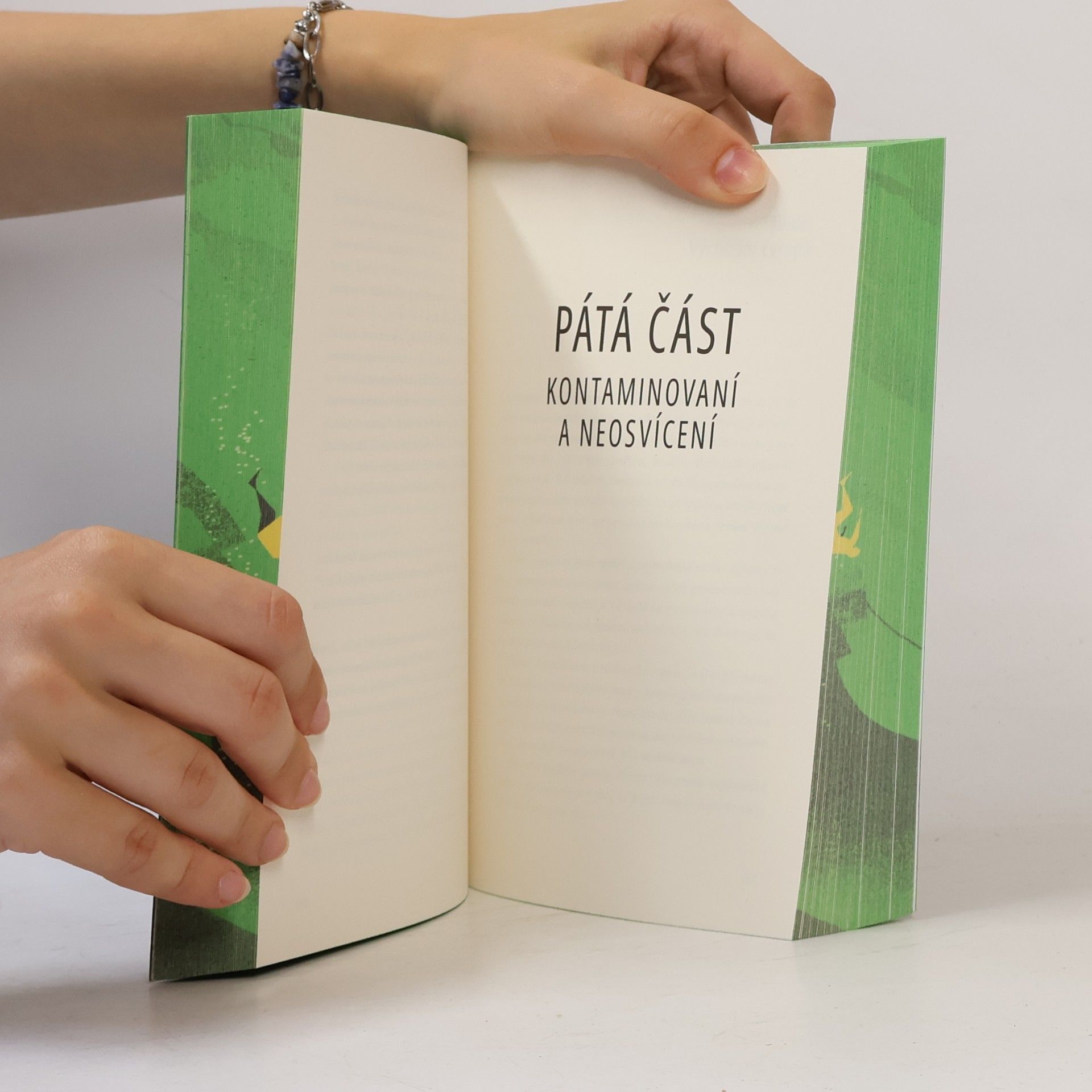 Neal Shusterman Virus štěstí