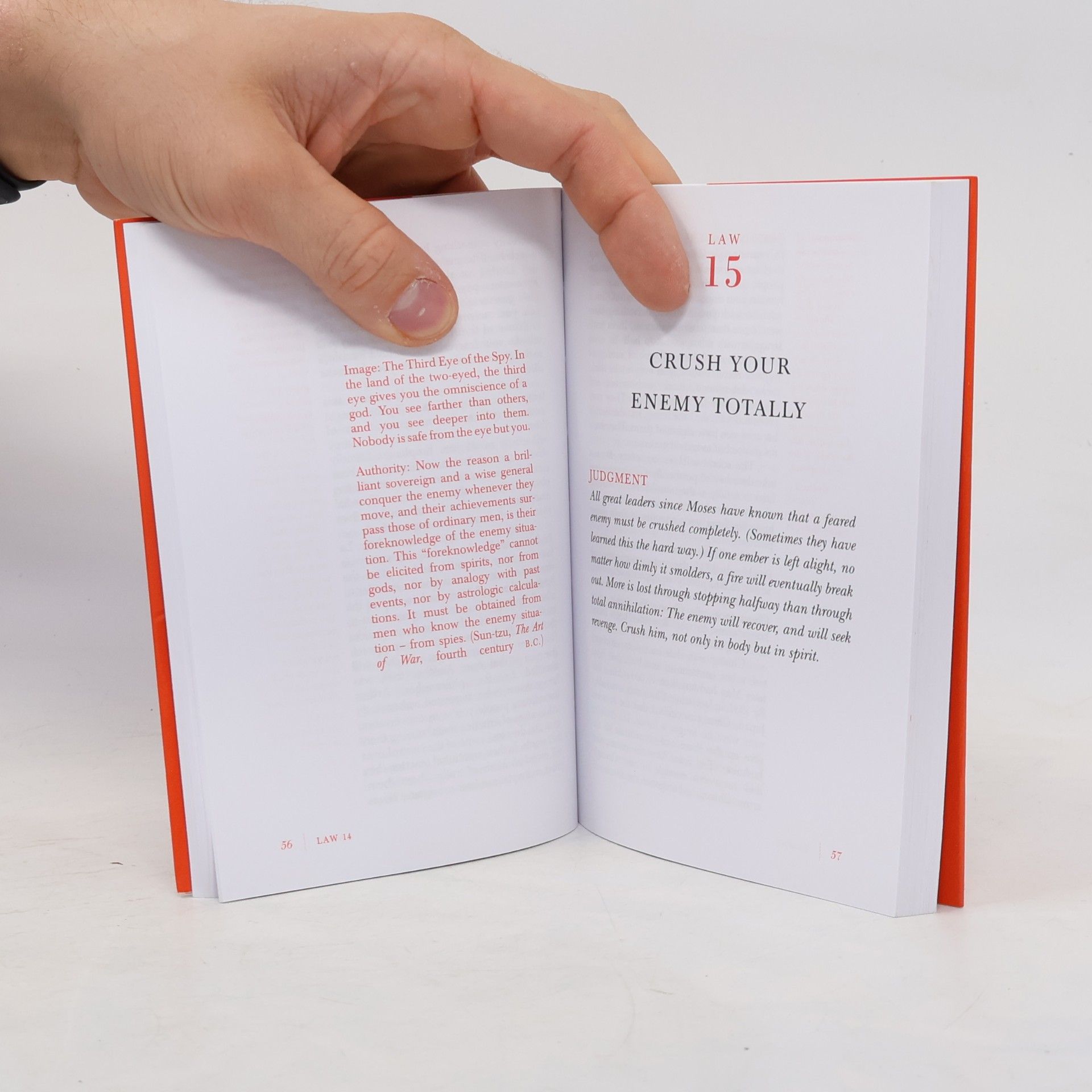 Robert Greene The Concise. 48 Laws of Power