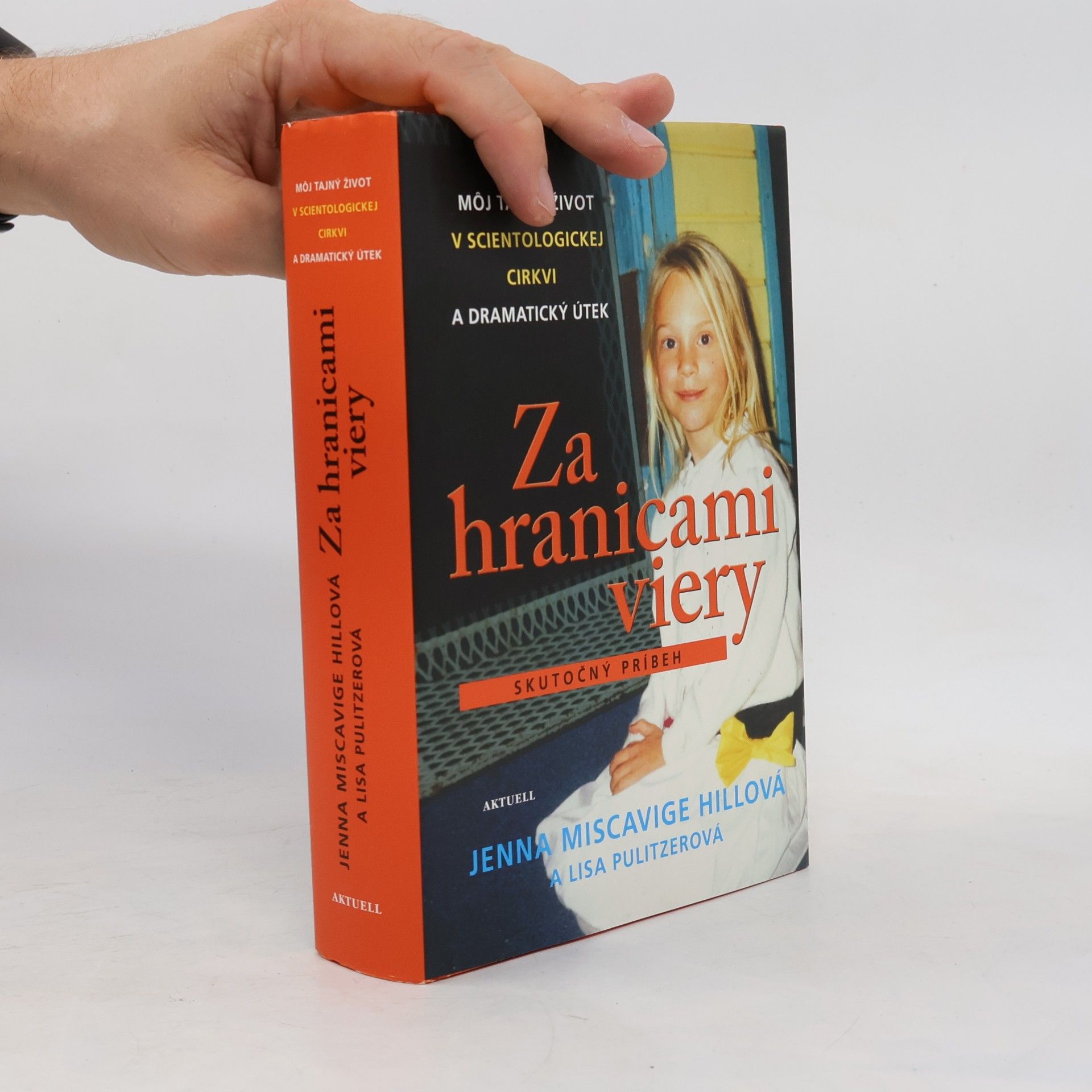 Jenna Miscavige Hill Za hranicami viery