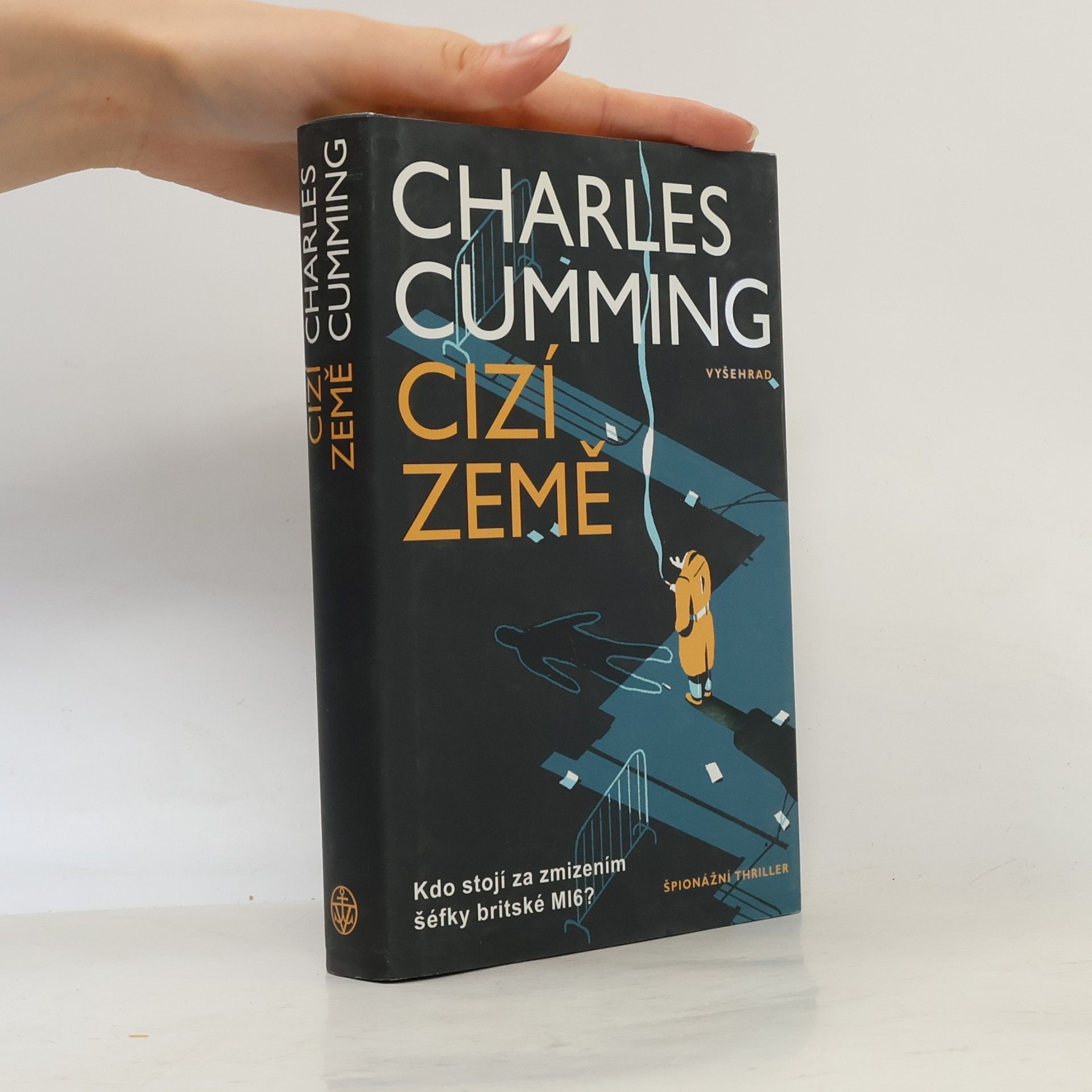 Charles Cumming Cizí země