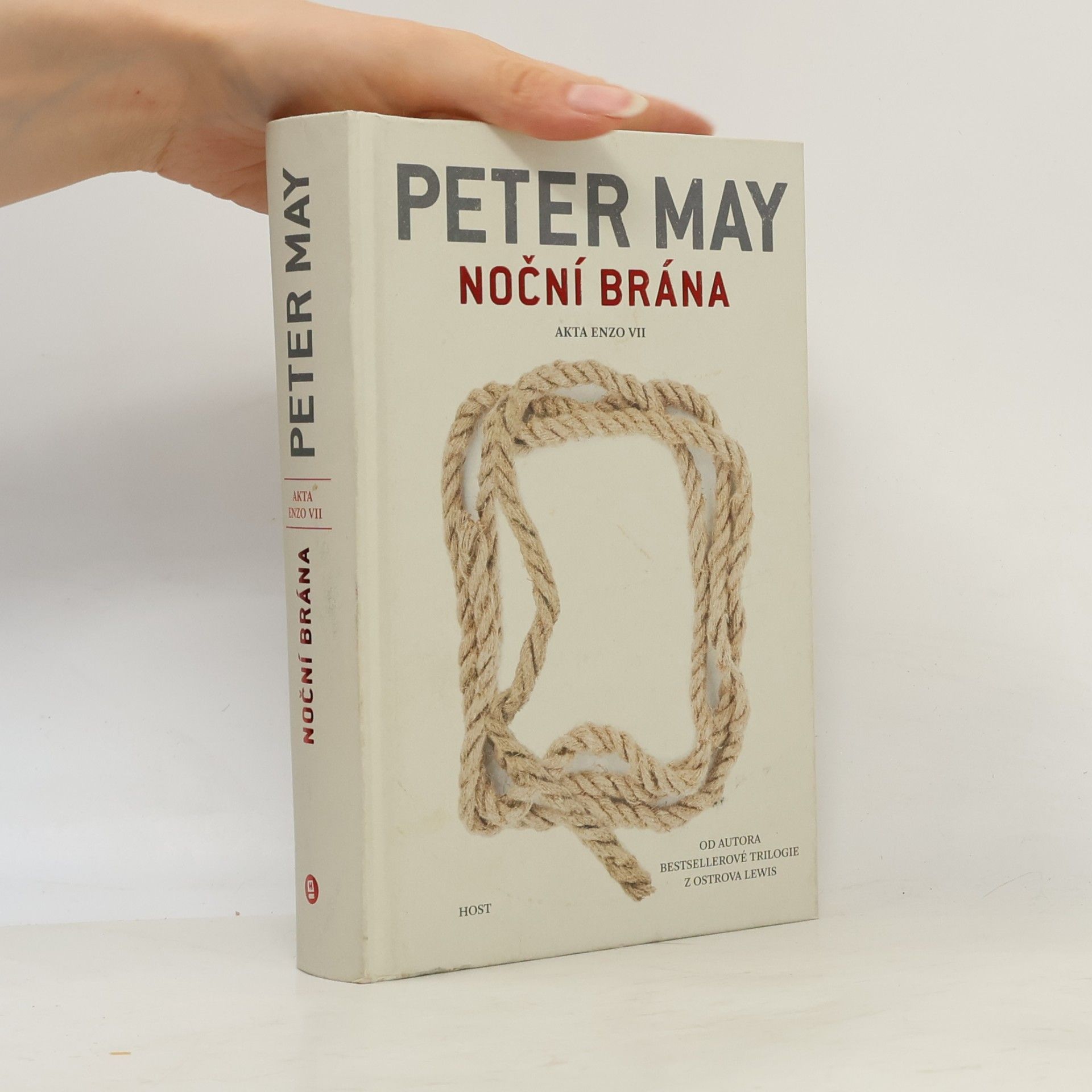 Peter May Noční brána