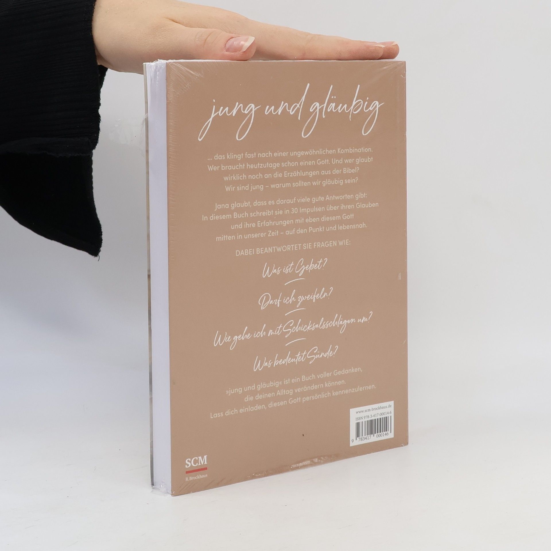 Jana Highholder jung und gläubig