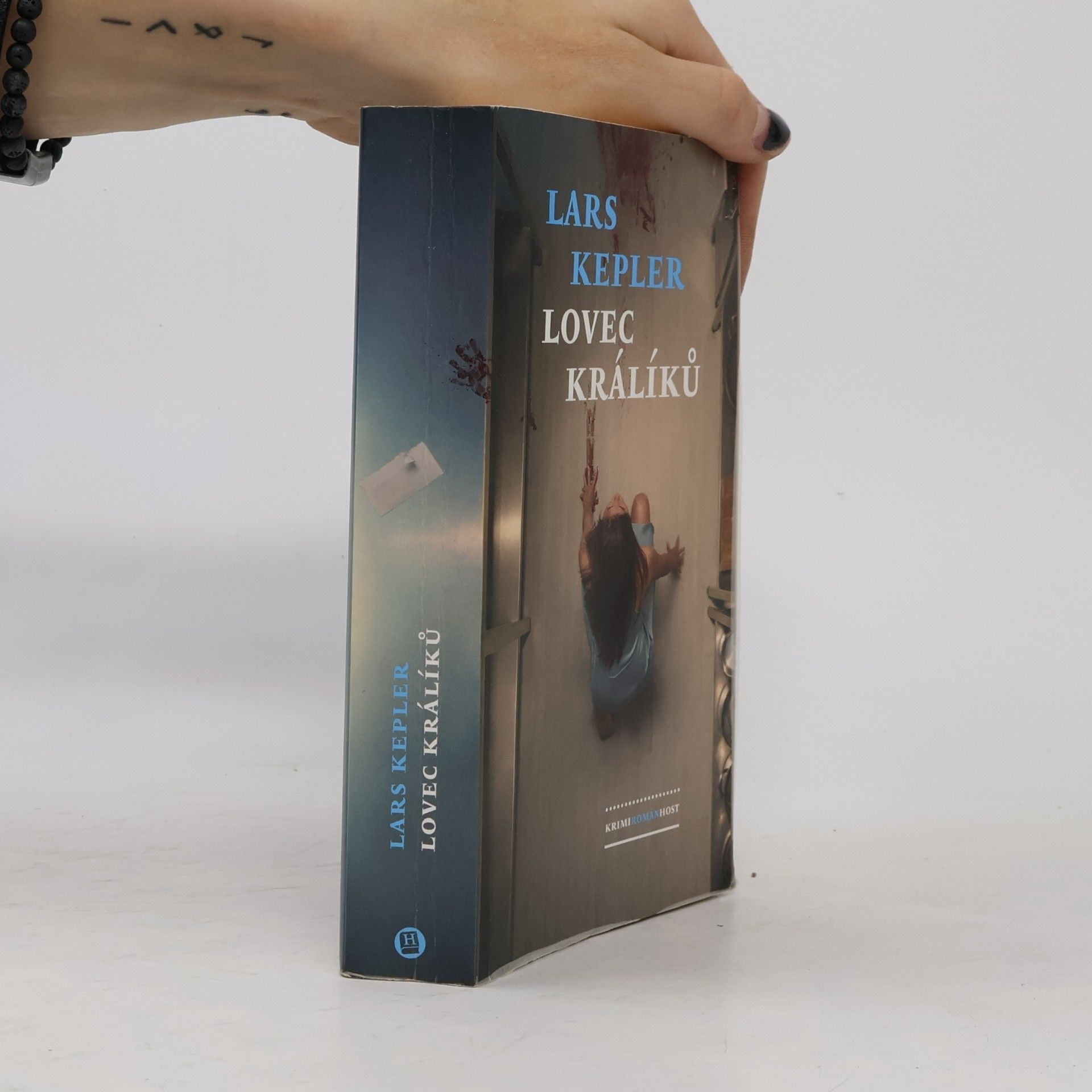 Lars Kepler Lovec králíků