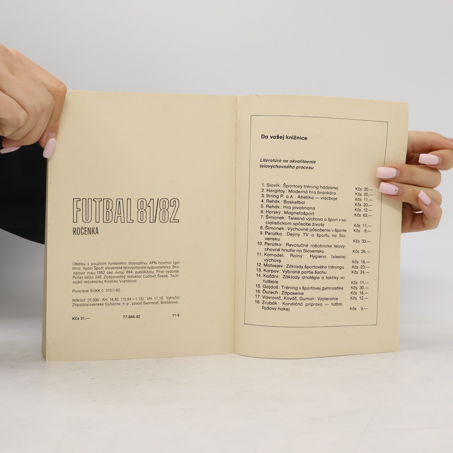 Auteurscollectief Futbal 81/82 ročenka