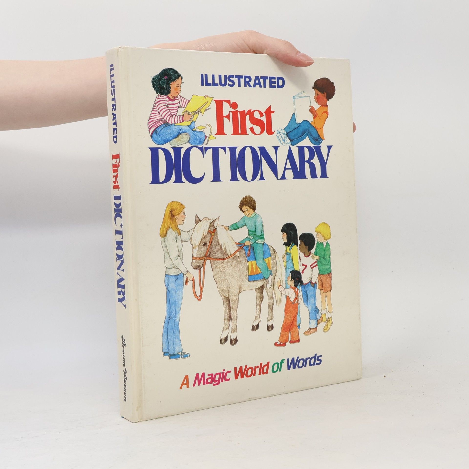 Autores varios Illustrated First Dictionary