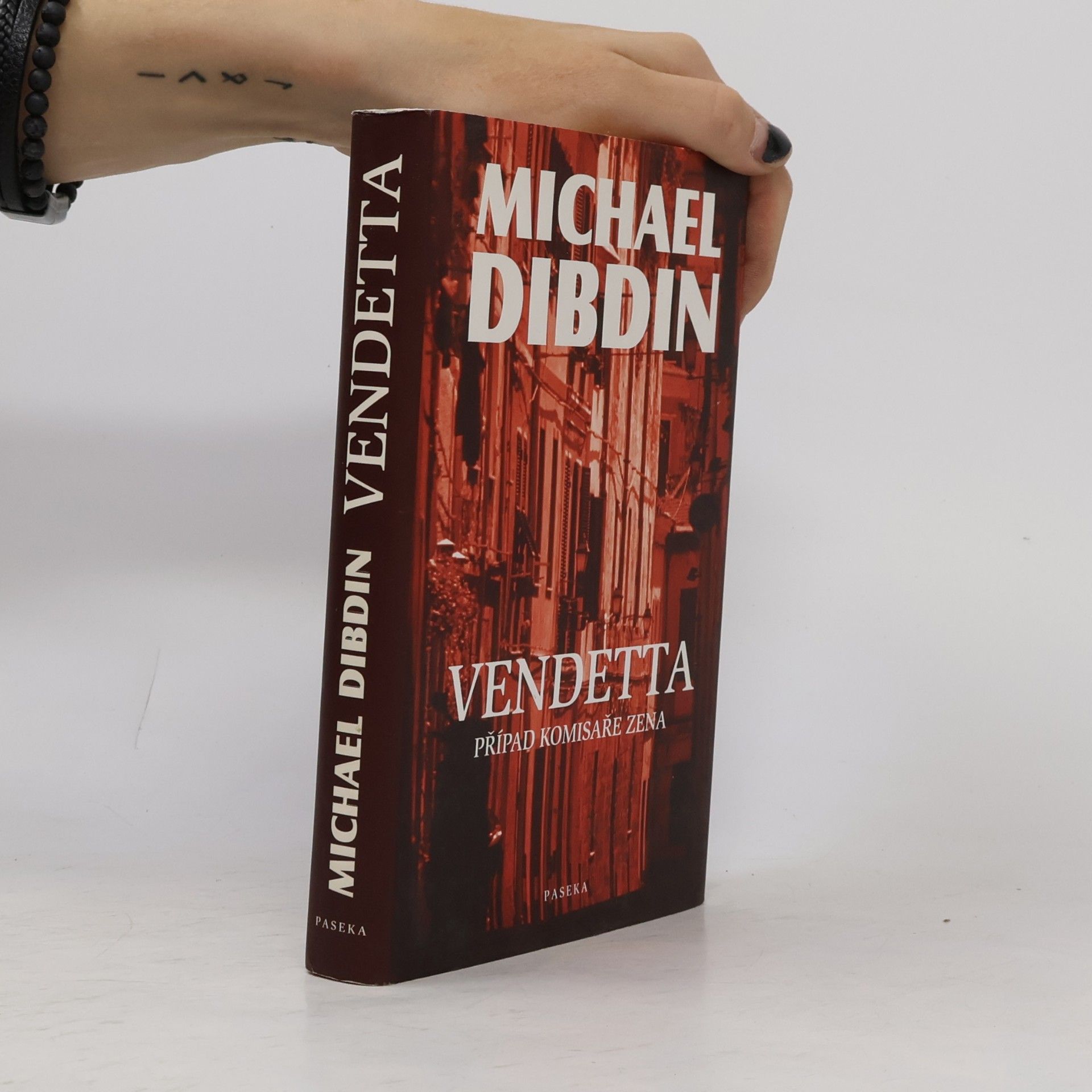Michael Dibdin Vendetta