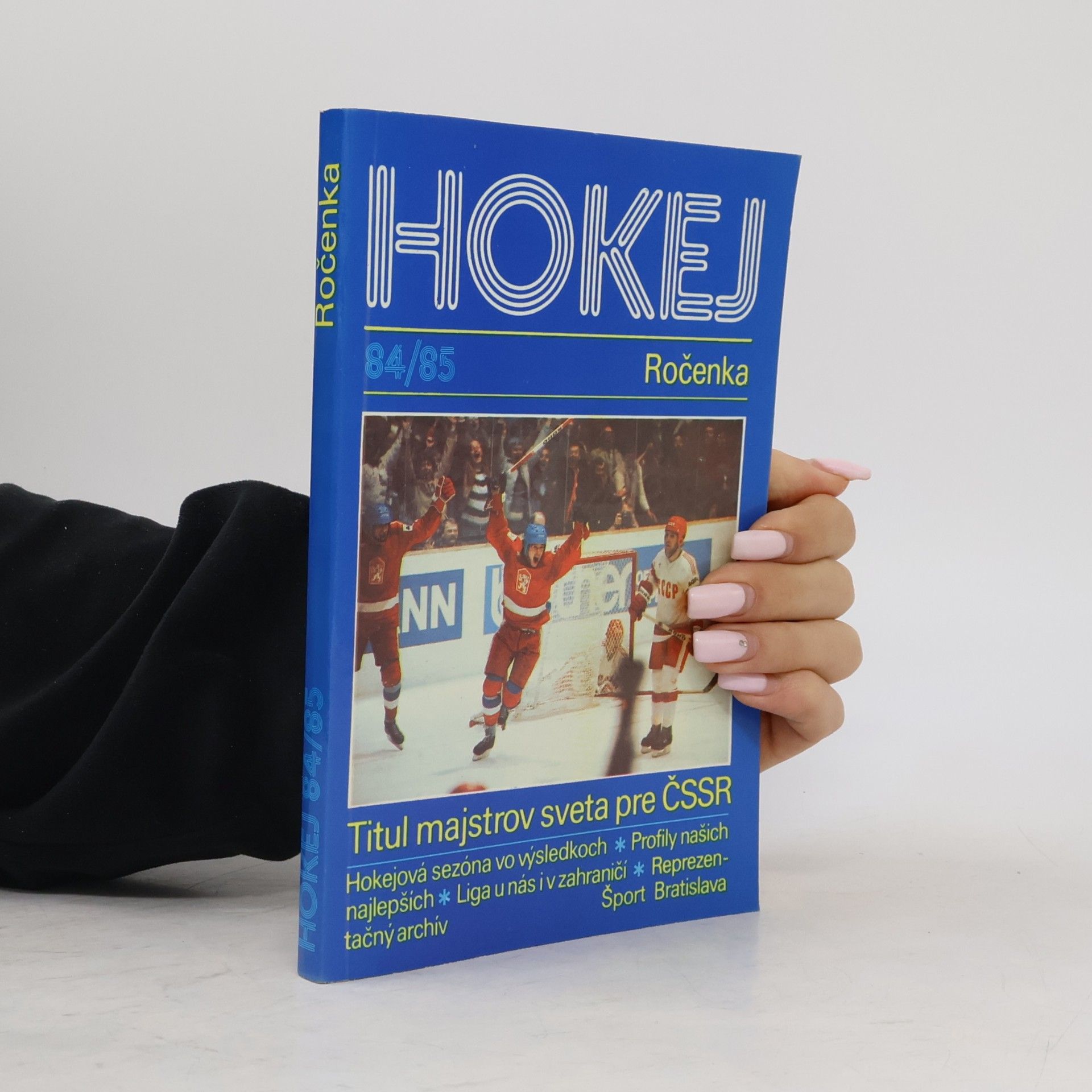 Autores varios Hokej ročenka 84/85