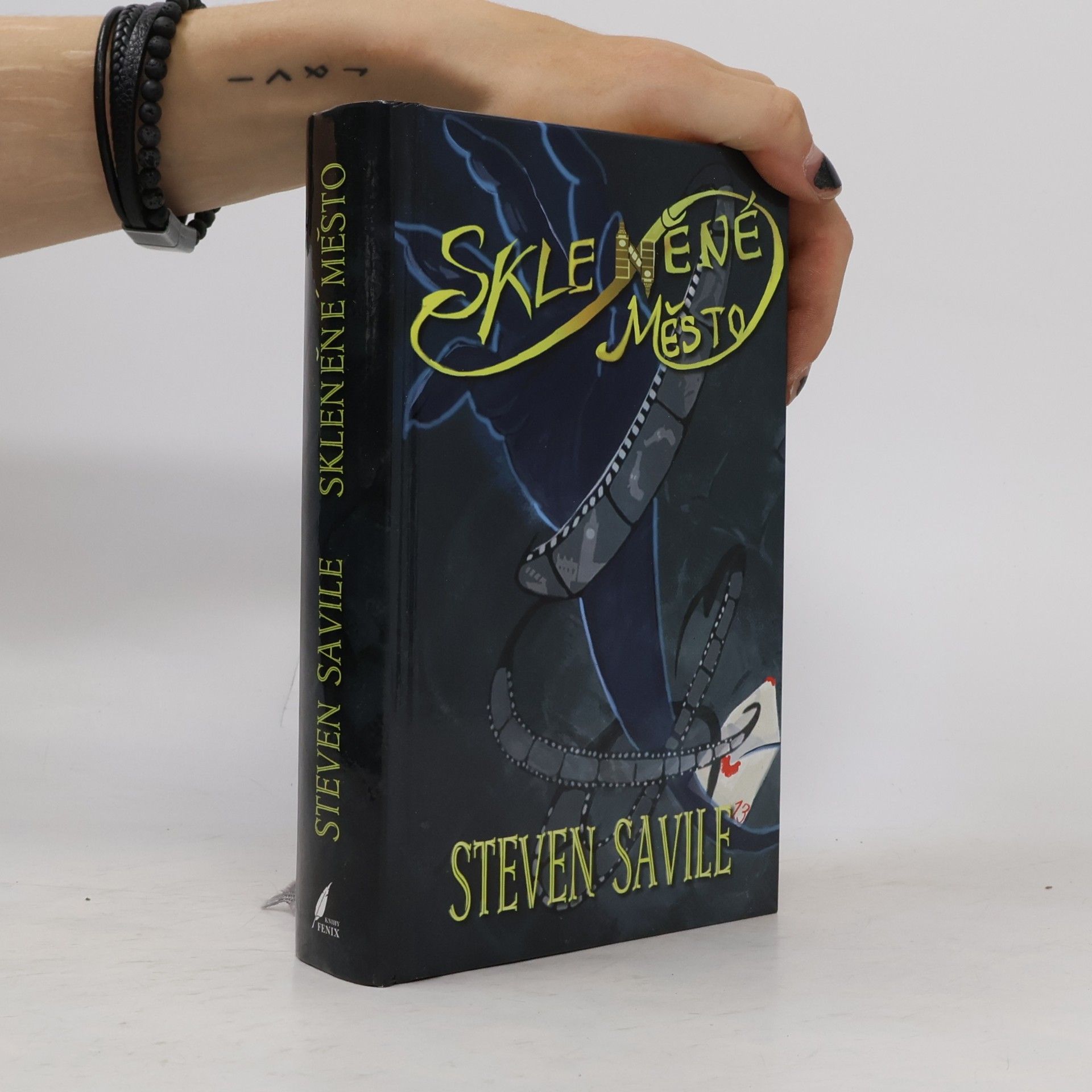 Steve Savile Skleněné město