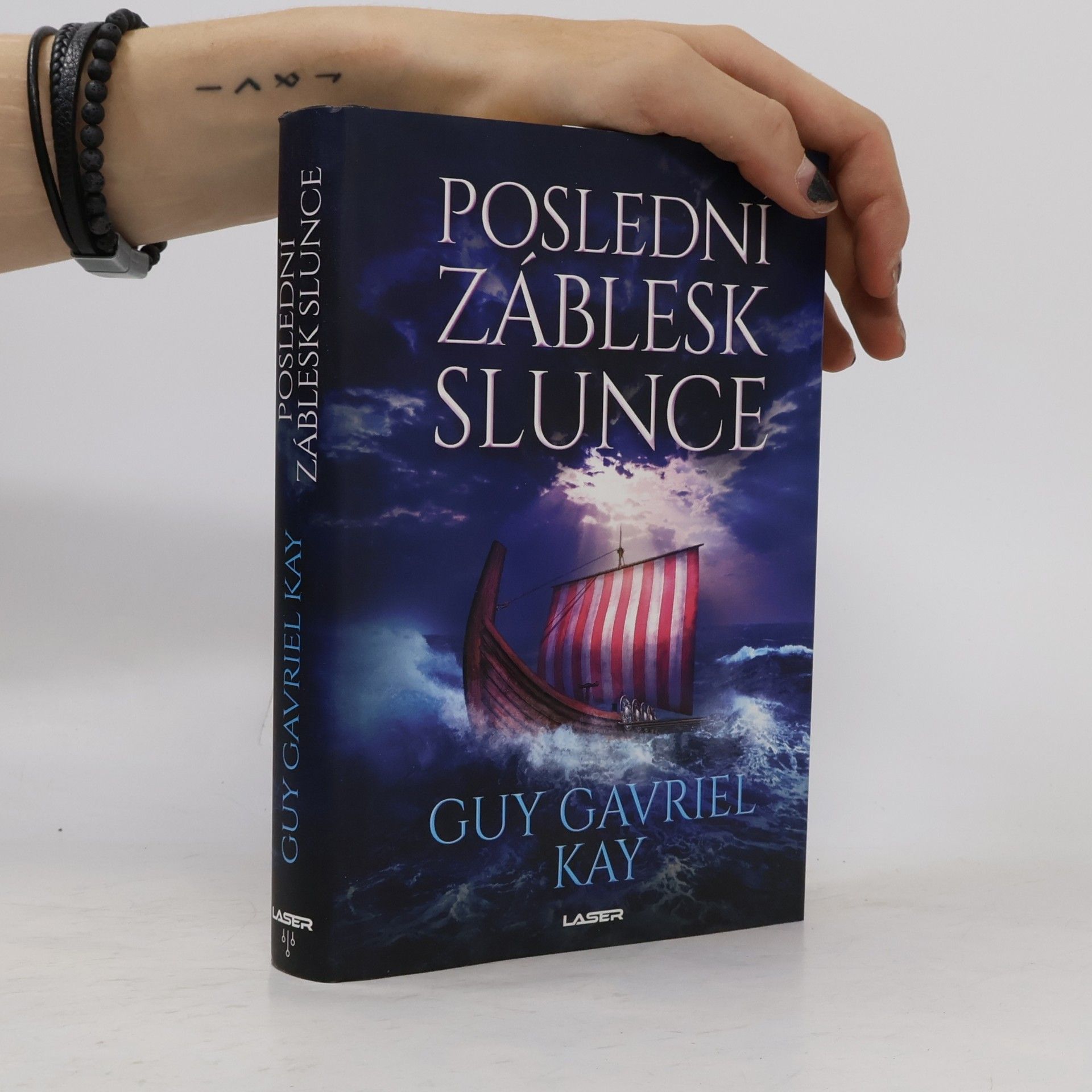 Guy Gavriel Kay Poslední záblesk slunce