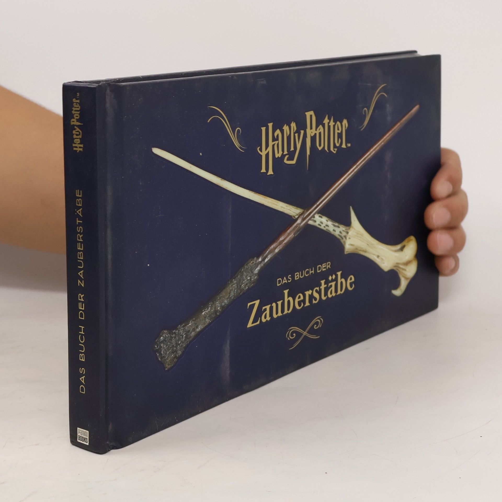Monique Peterson Harry Potter. Das Buch der Zauberstäbe
