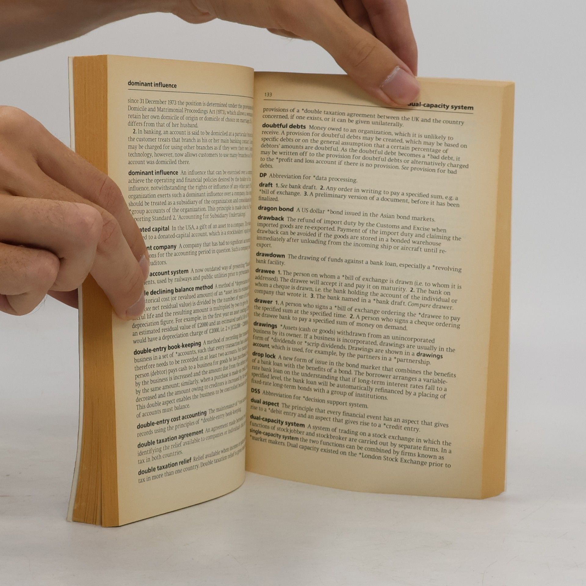 Autorenkollektiv Dictionary of Accounting