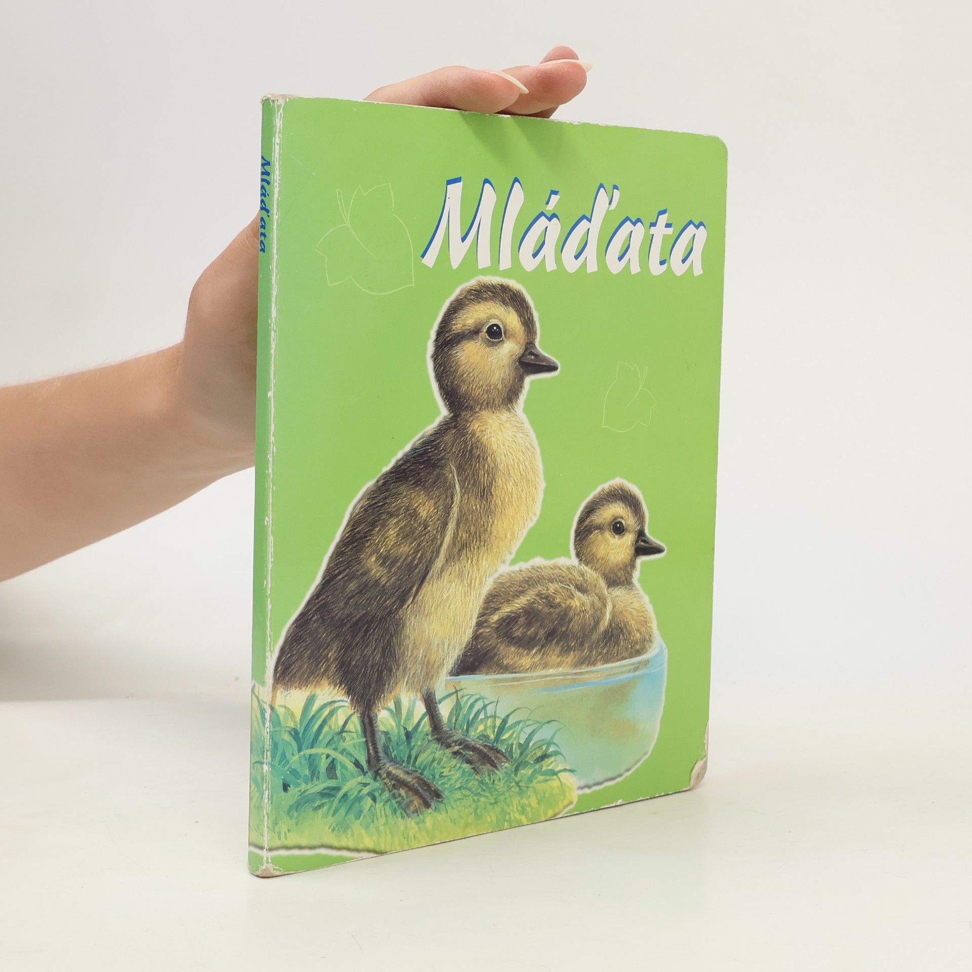 AA.VV. Mláďata
