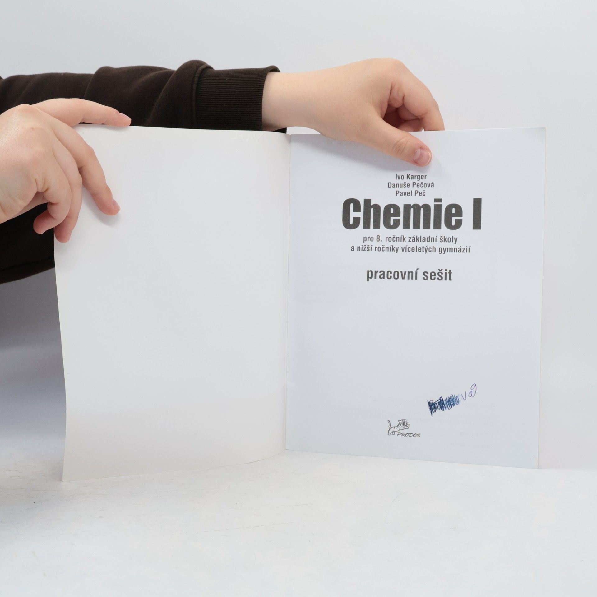Pavel Peč Chemie I - pracovní sešit pro 8. ročník základní školy a nižší ročníky víceletých gymnázií