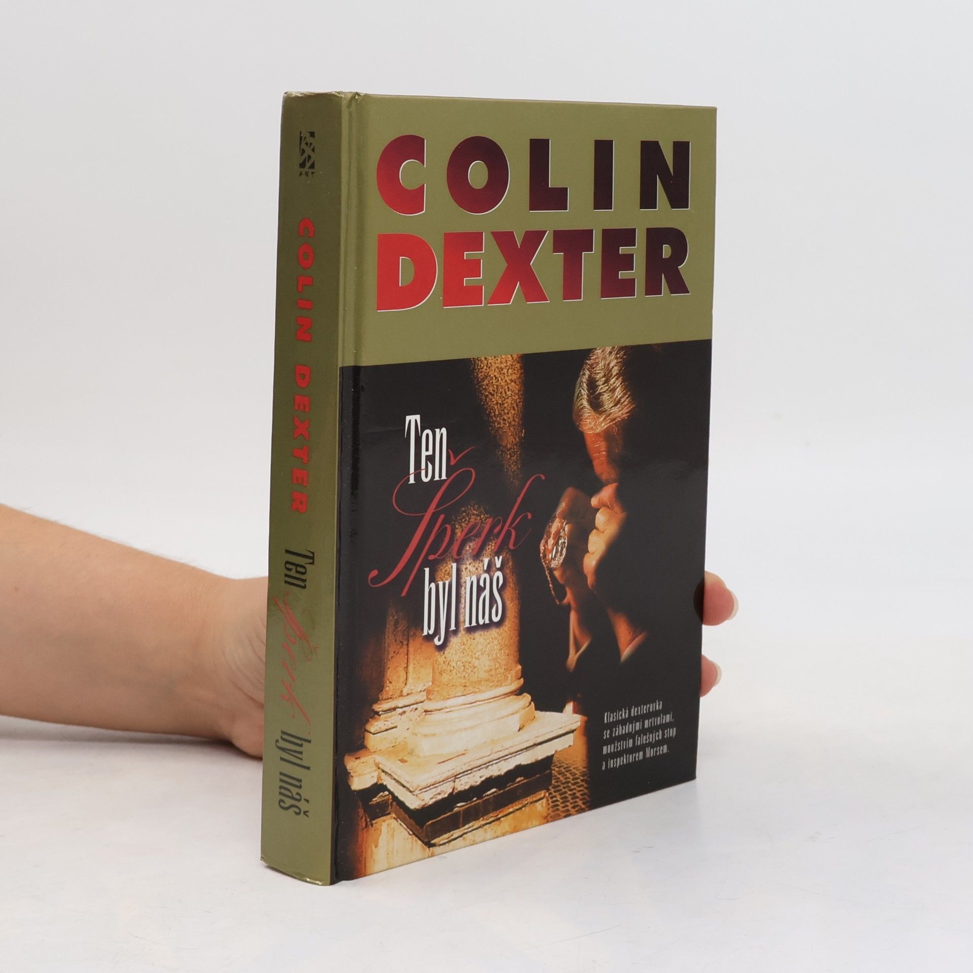 Colin Dexter Ten šperk byl náš