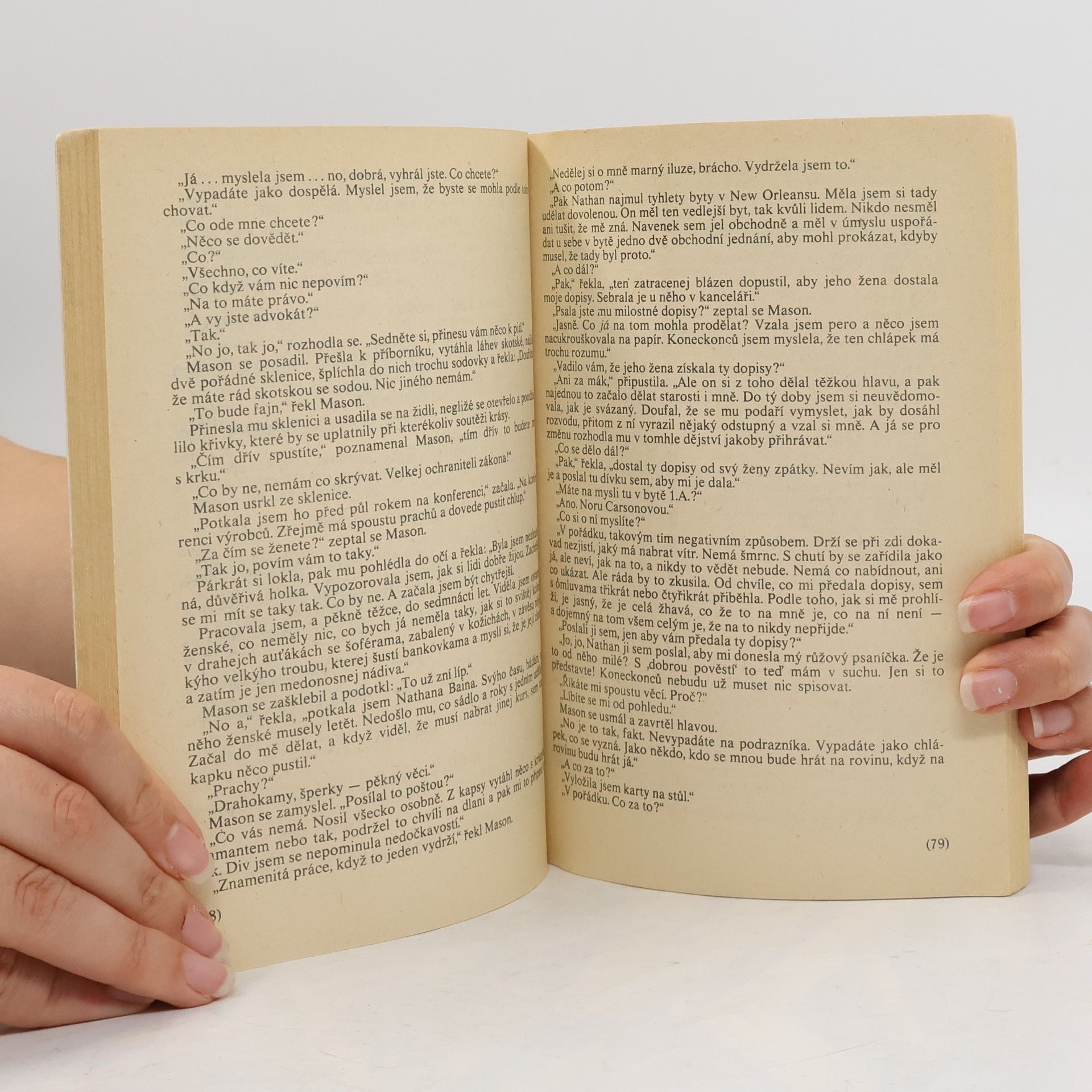 Erle Stanley Gardner Případ světélkujících prstů