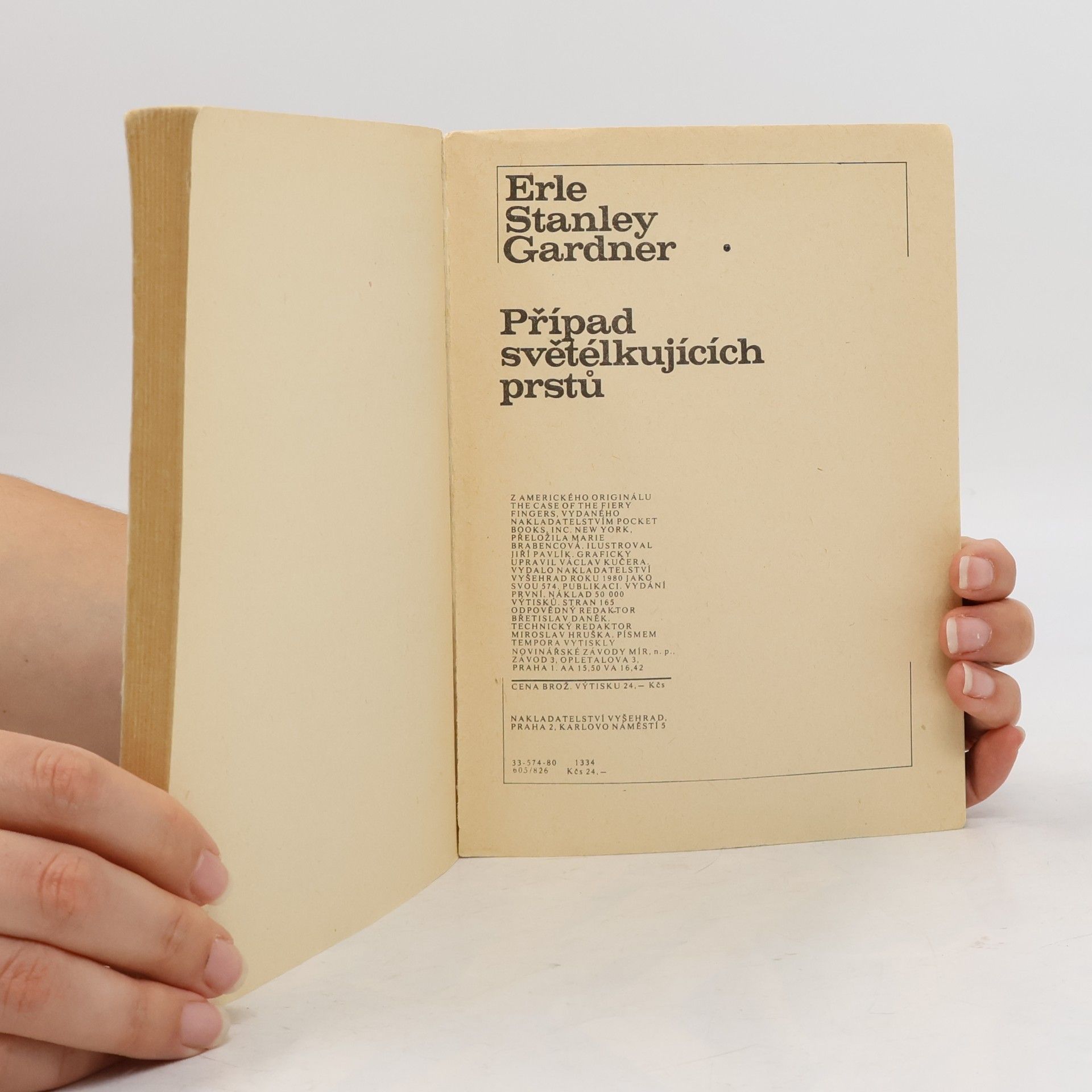 Erle Stanley Gardner Případ světélkujících prstů