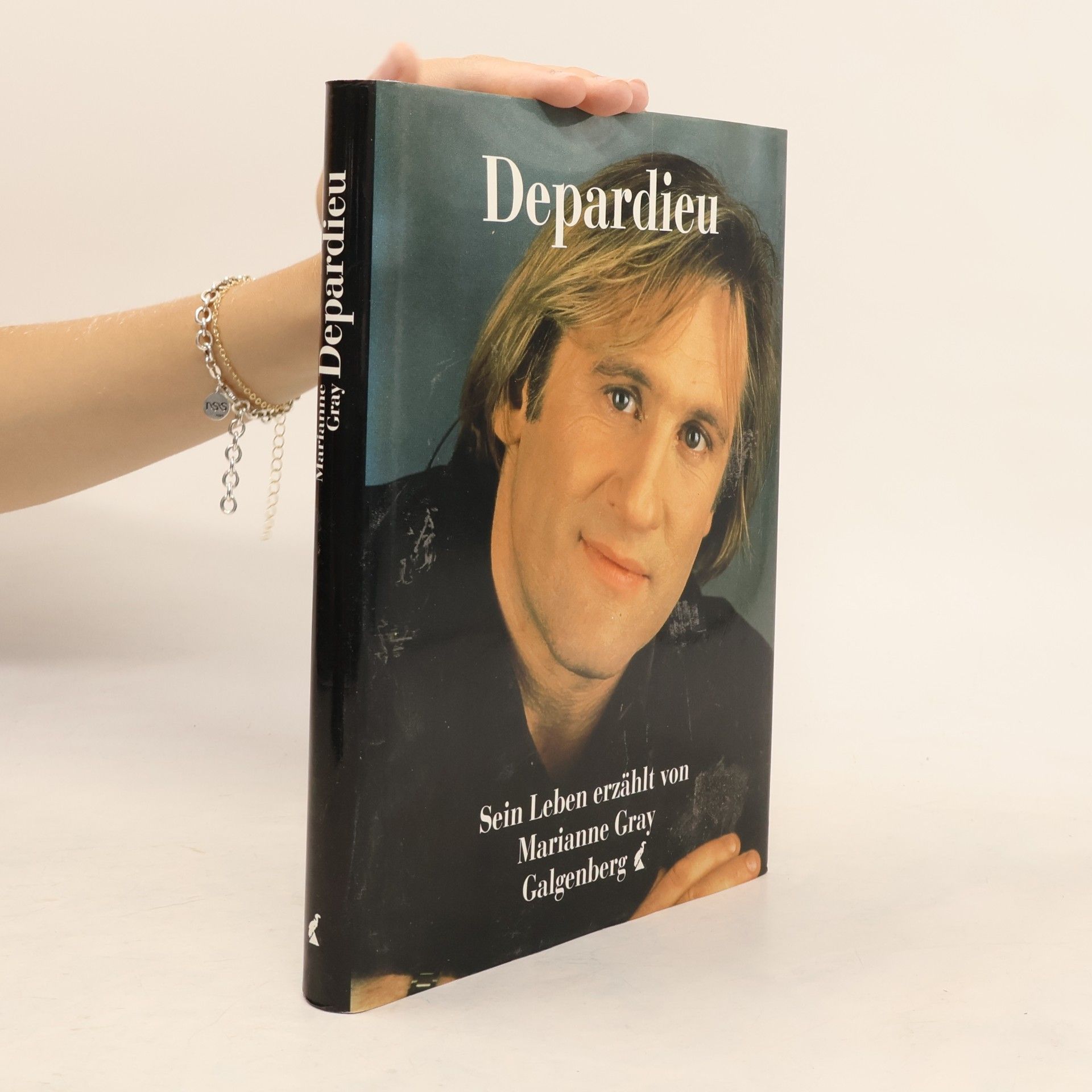 Marianne Gray Depardieu