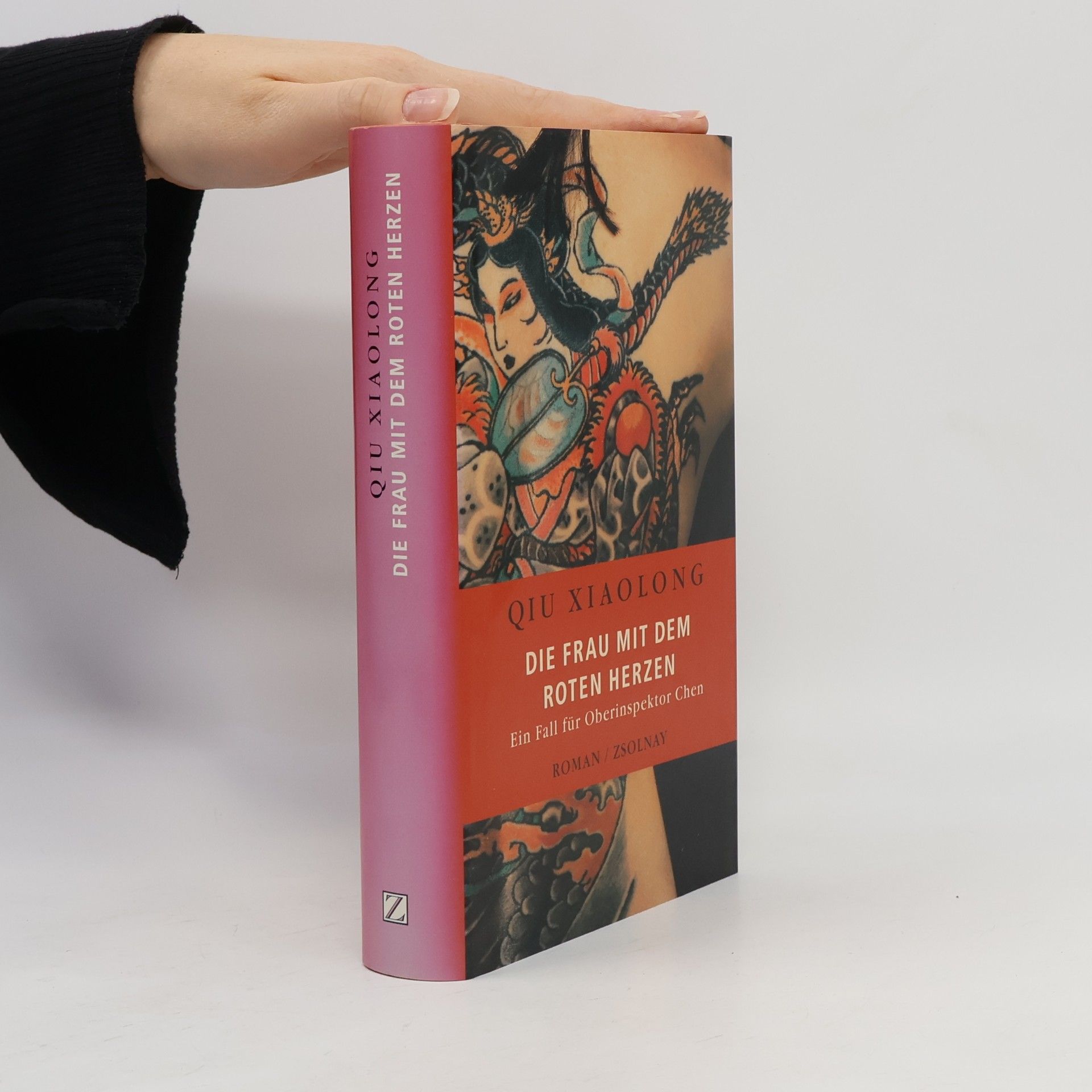 Xiaolong Qiu Die Frau mit dem roten Herzen