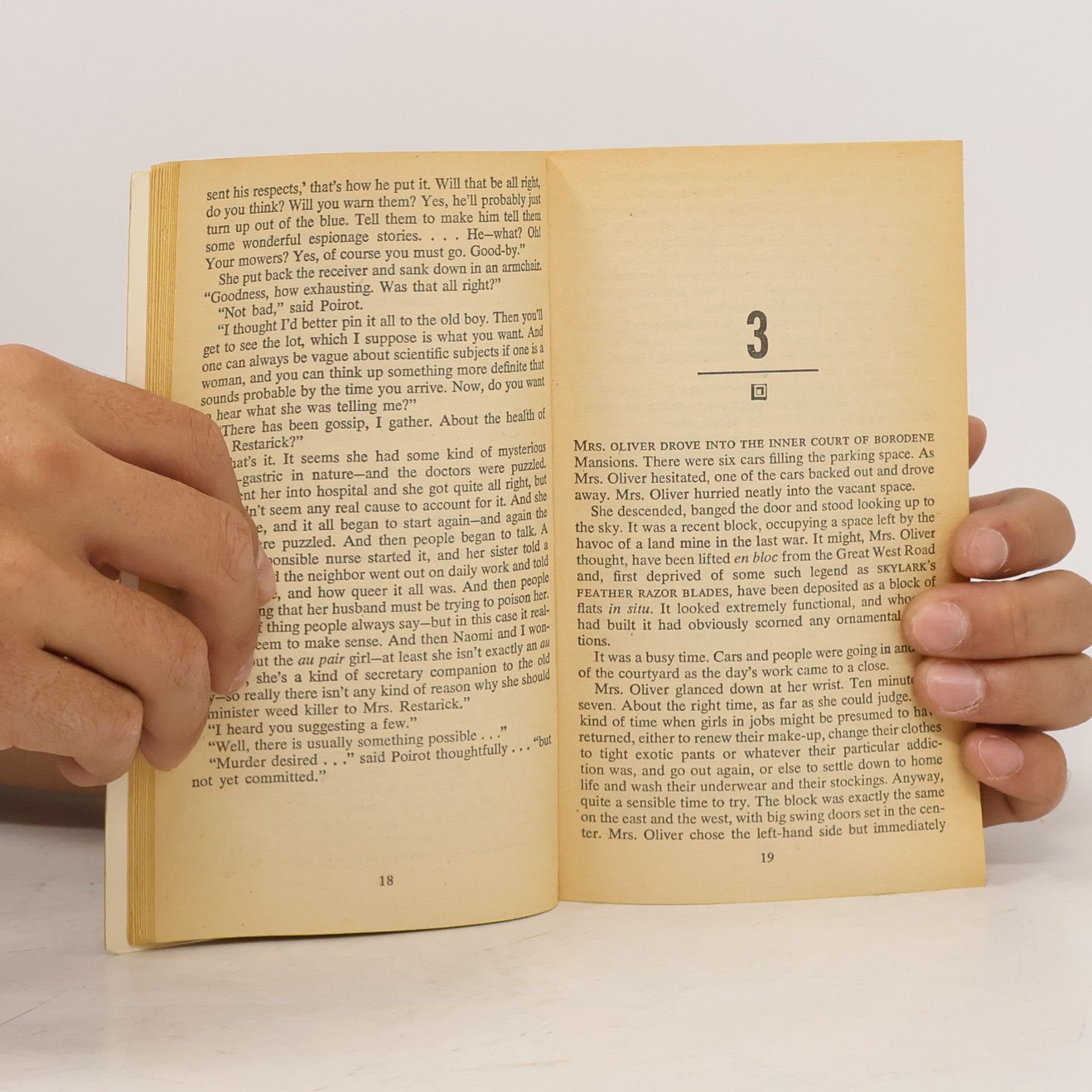 Agatha Christie Third Girl