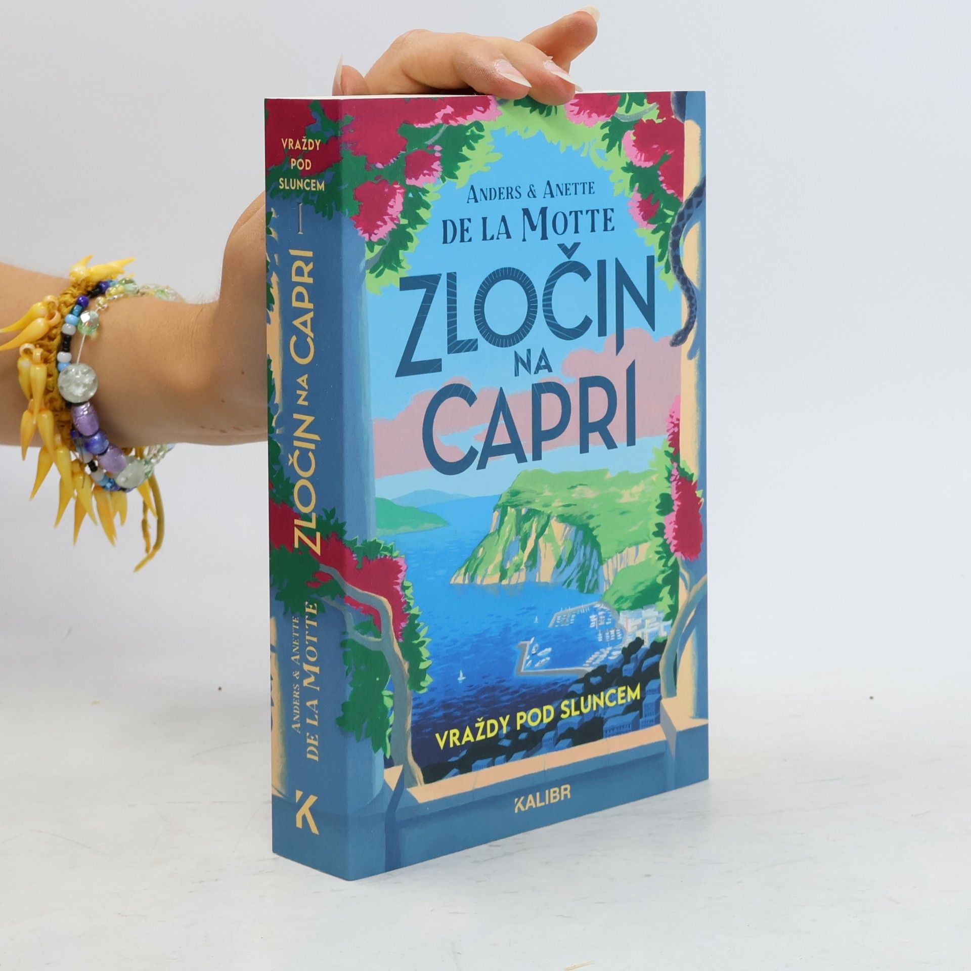 Anette De la Motte Vraždy pod sluncem 1: Zločin na Capri