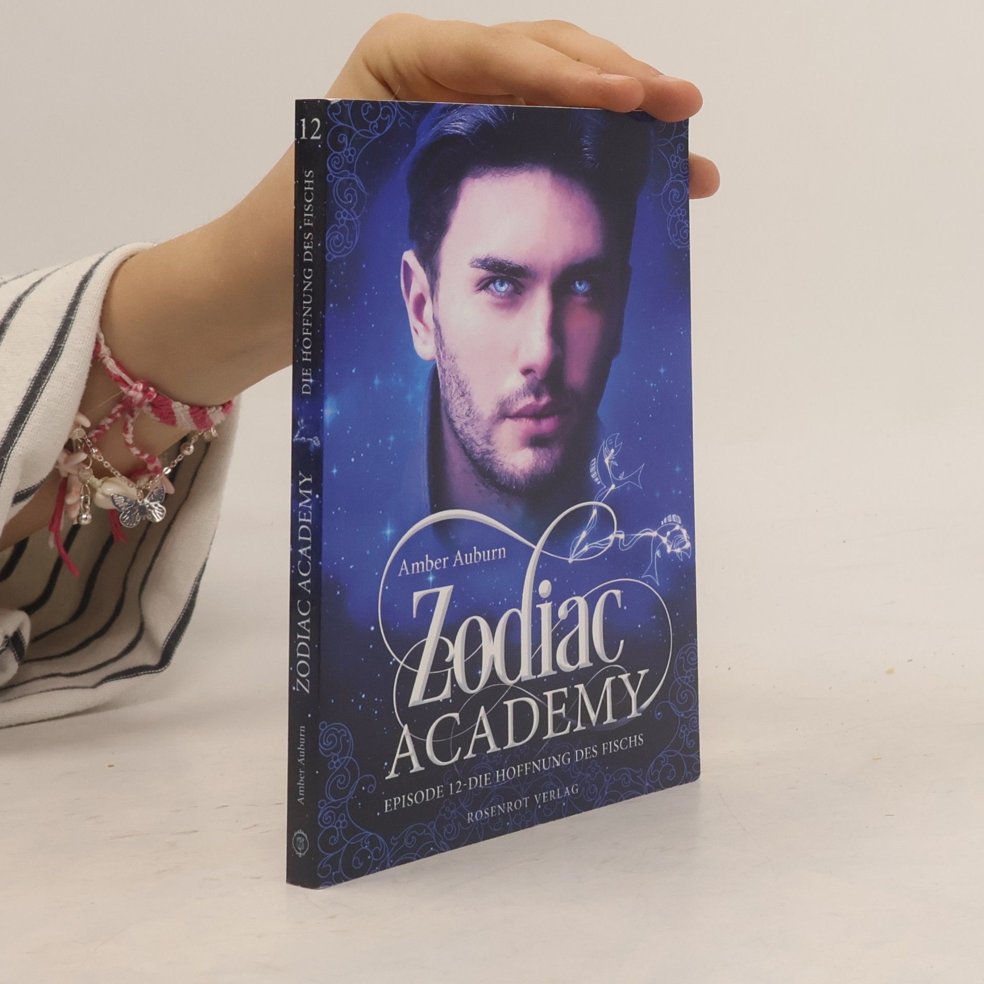 Amber Auburn Zodiac Academy
