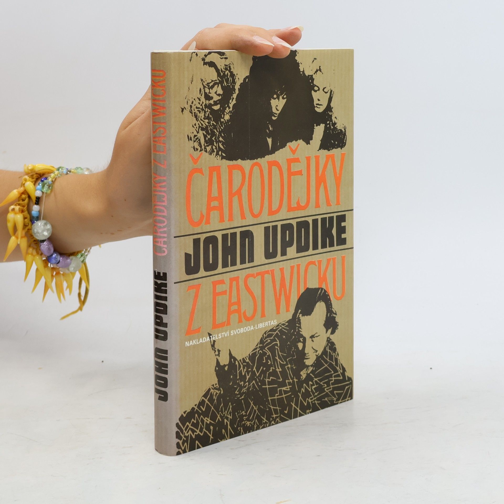 John Updike Čarodějky z Eastwicku