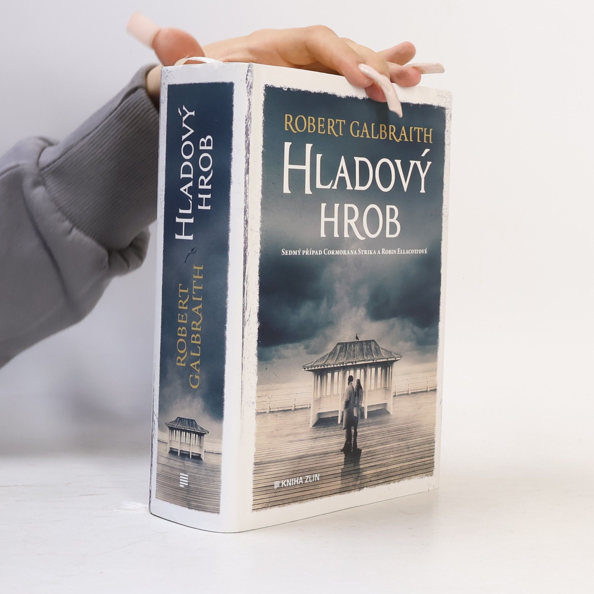 J. K. Rowling Hladový hrob