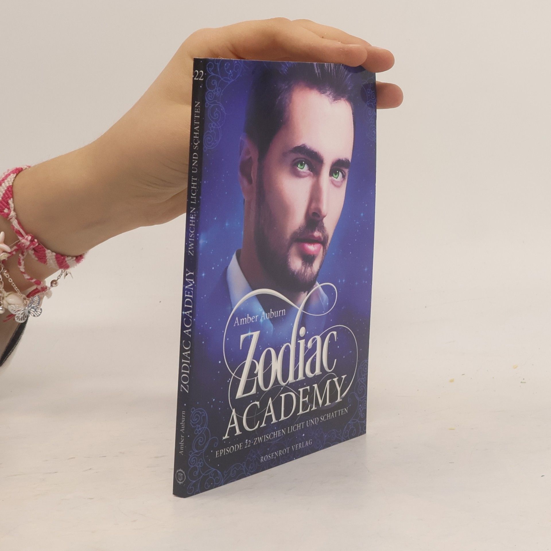 Amber Auburn Zodiac Academy - 22: Zwischen Licht und Schatten