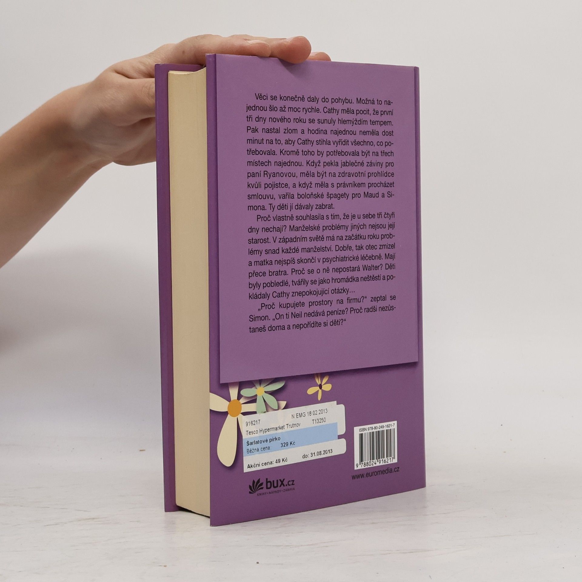 Maeve Binchy Šarlatové pírko