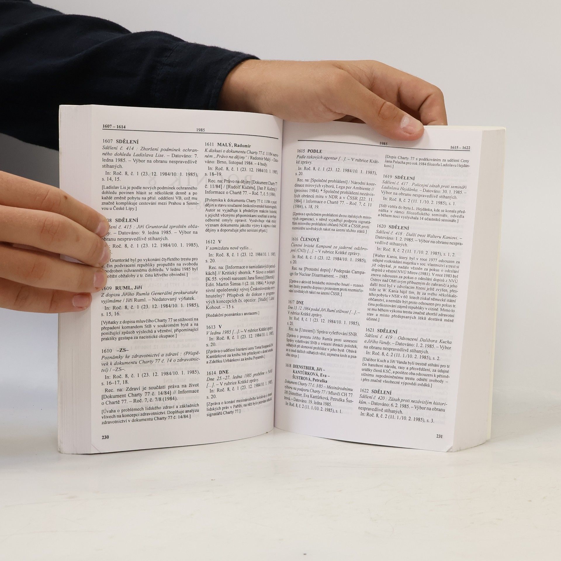 Jiří Gruntorád Informace o Chartě 77 1978-1990 : článková bibliografie