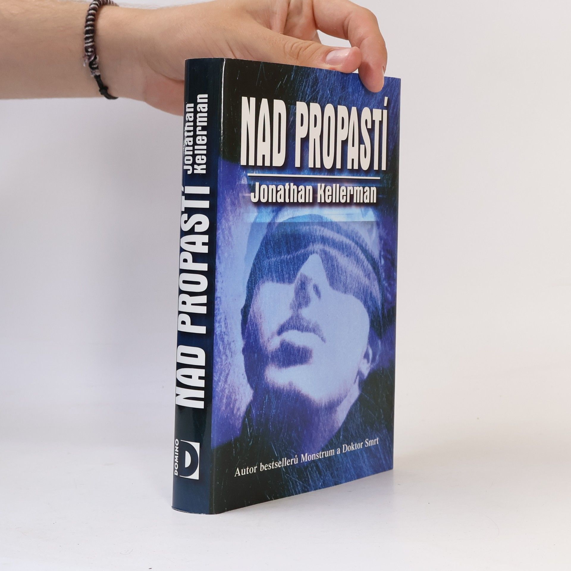 Jonathan Kellerman Nad propastí