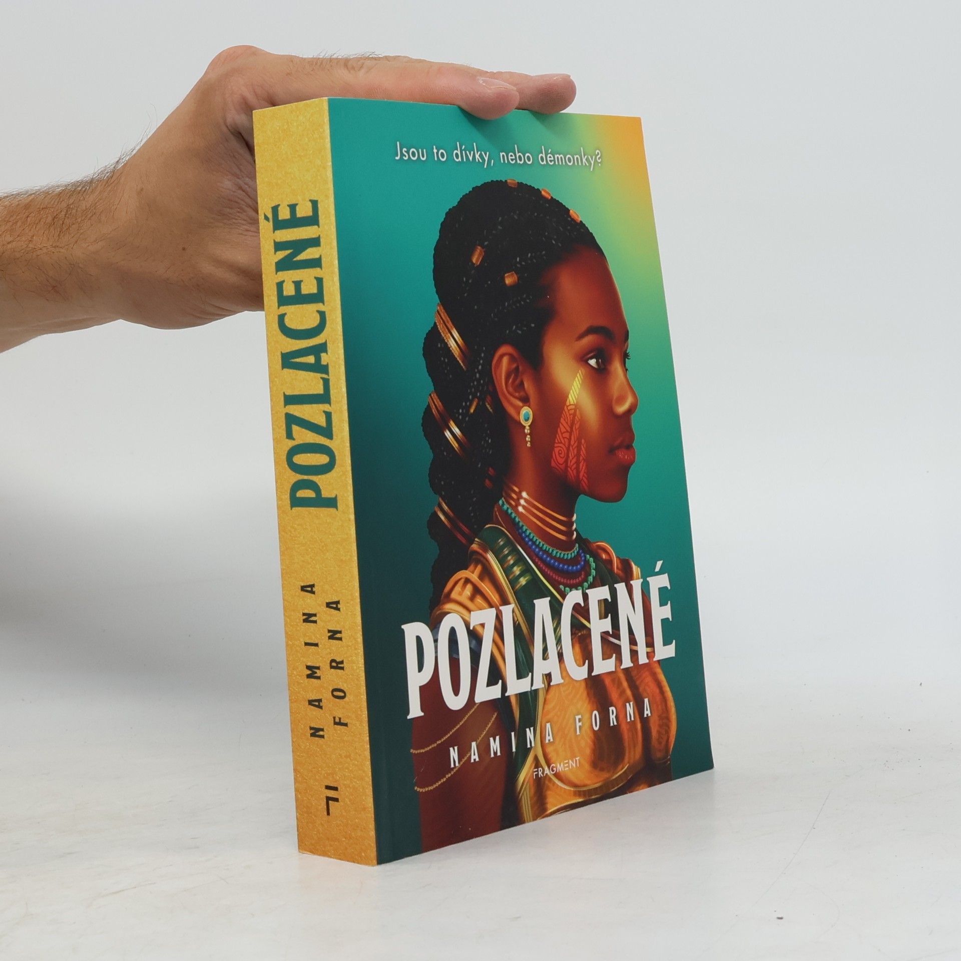 Namina Forna Pozlacené