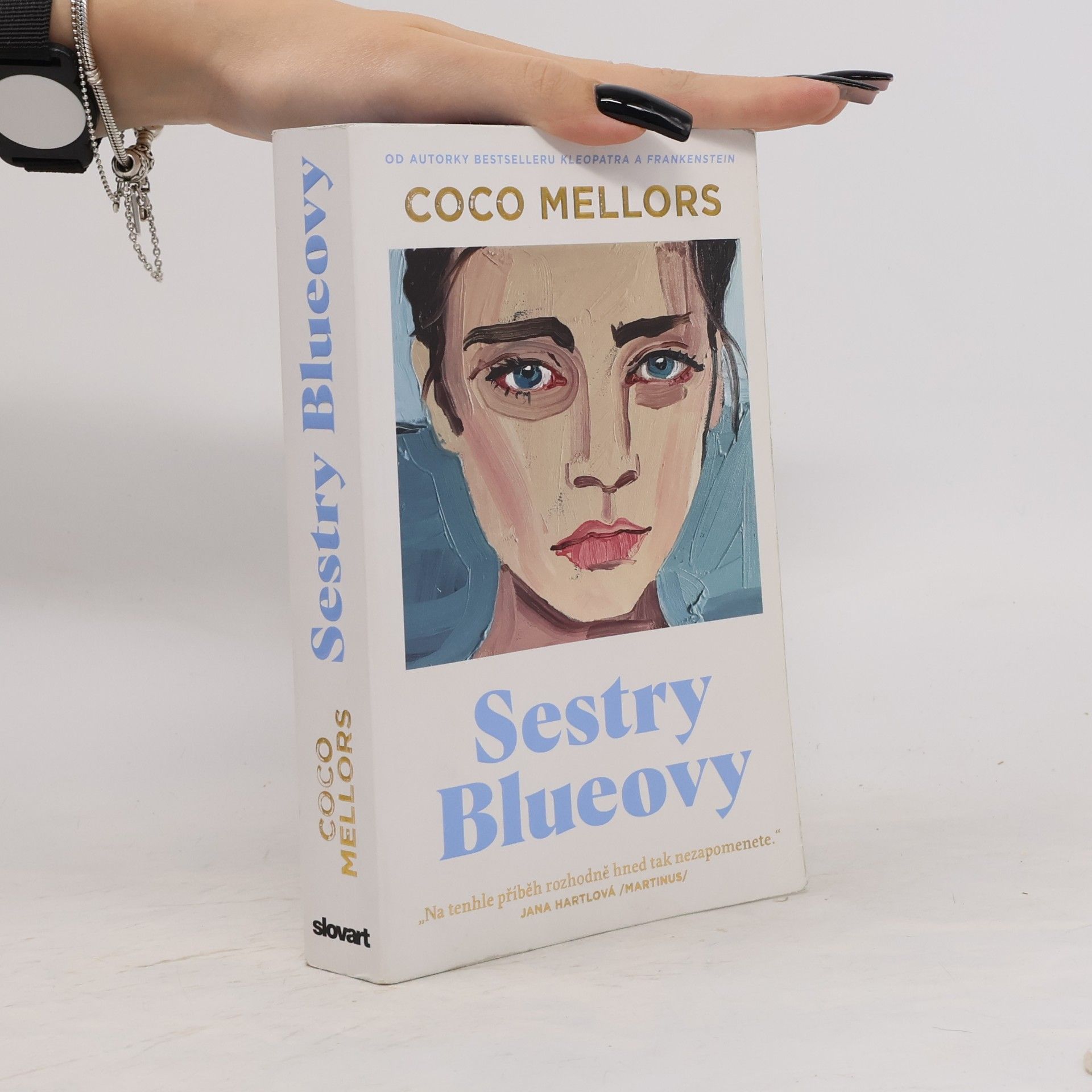 Coco Mellors Sestry Blueovy