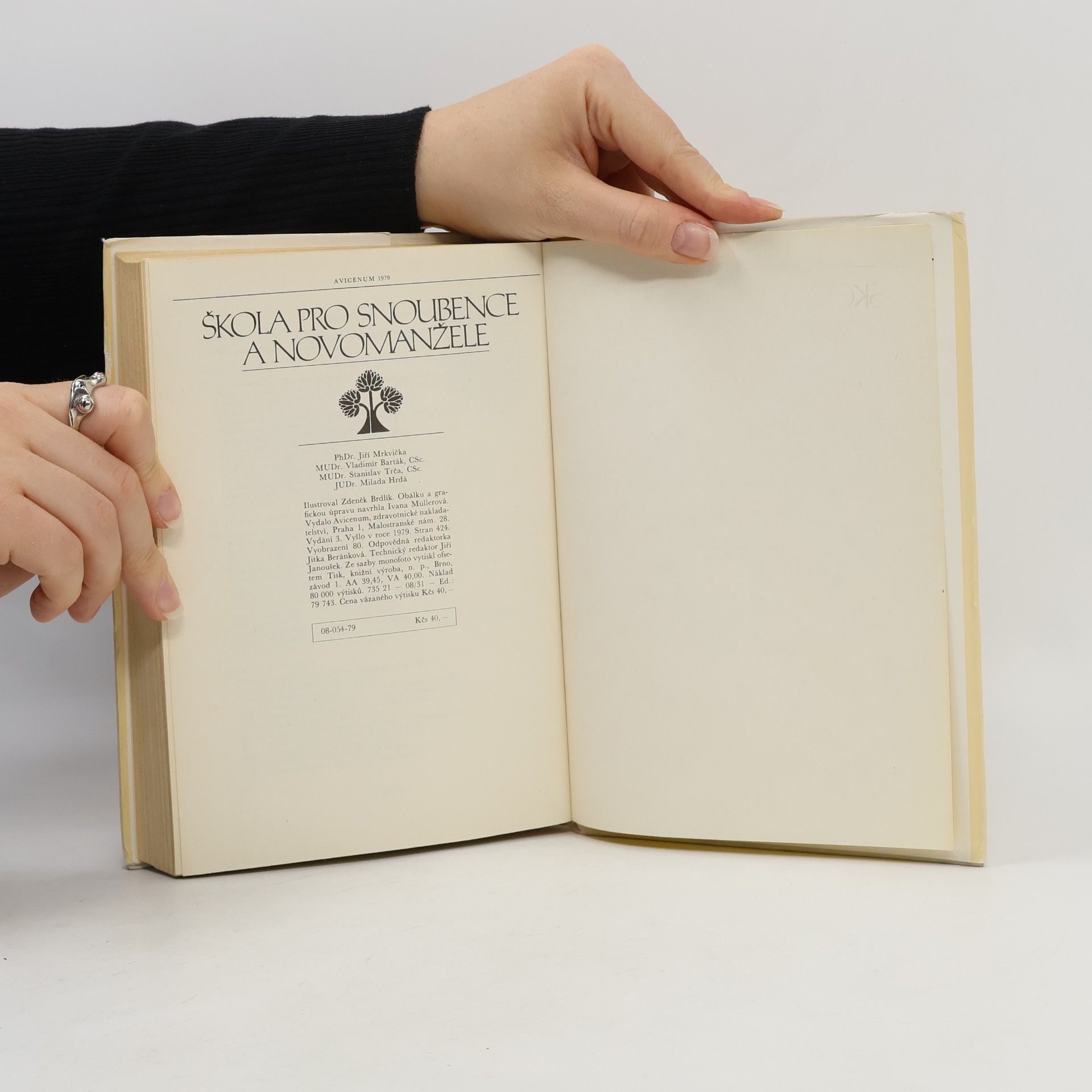 Autores varios Škola pro snoubence a novomanžele
