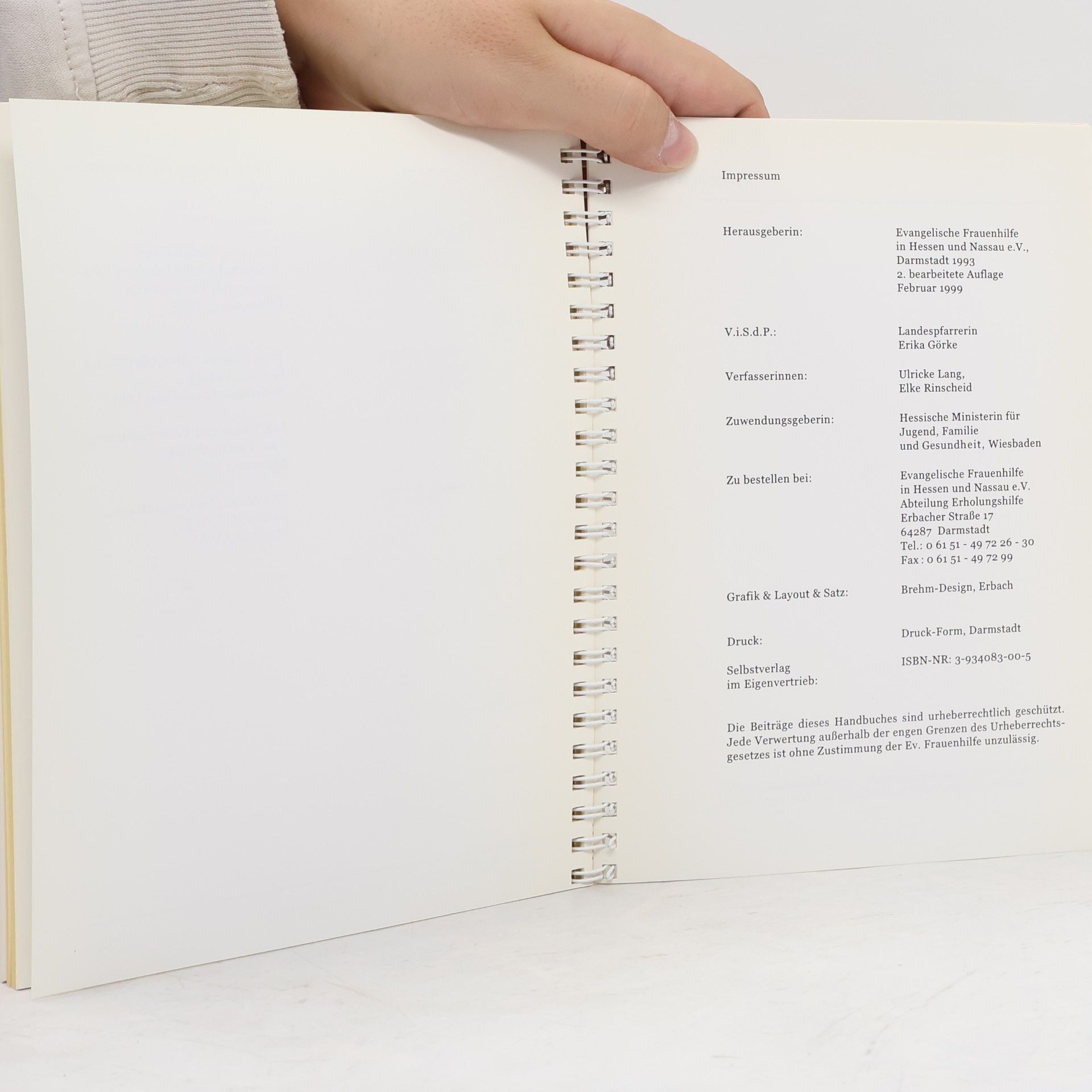 Ulrike Lang Frauen und Gesundheit. Ein Handbuch für Gruppenarbeit mit Frauen
