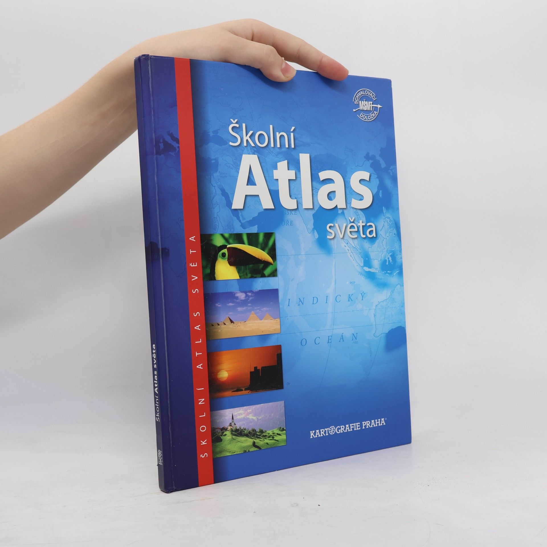Collectif d'auteurs Školní atlas světa