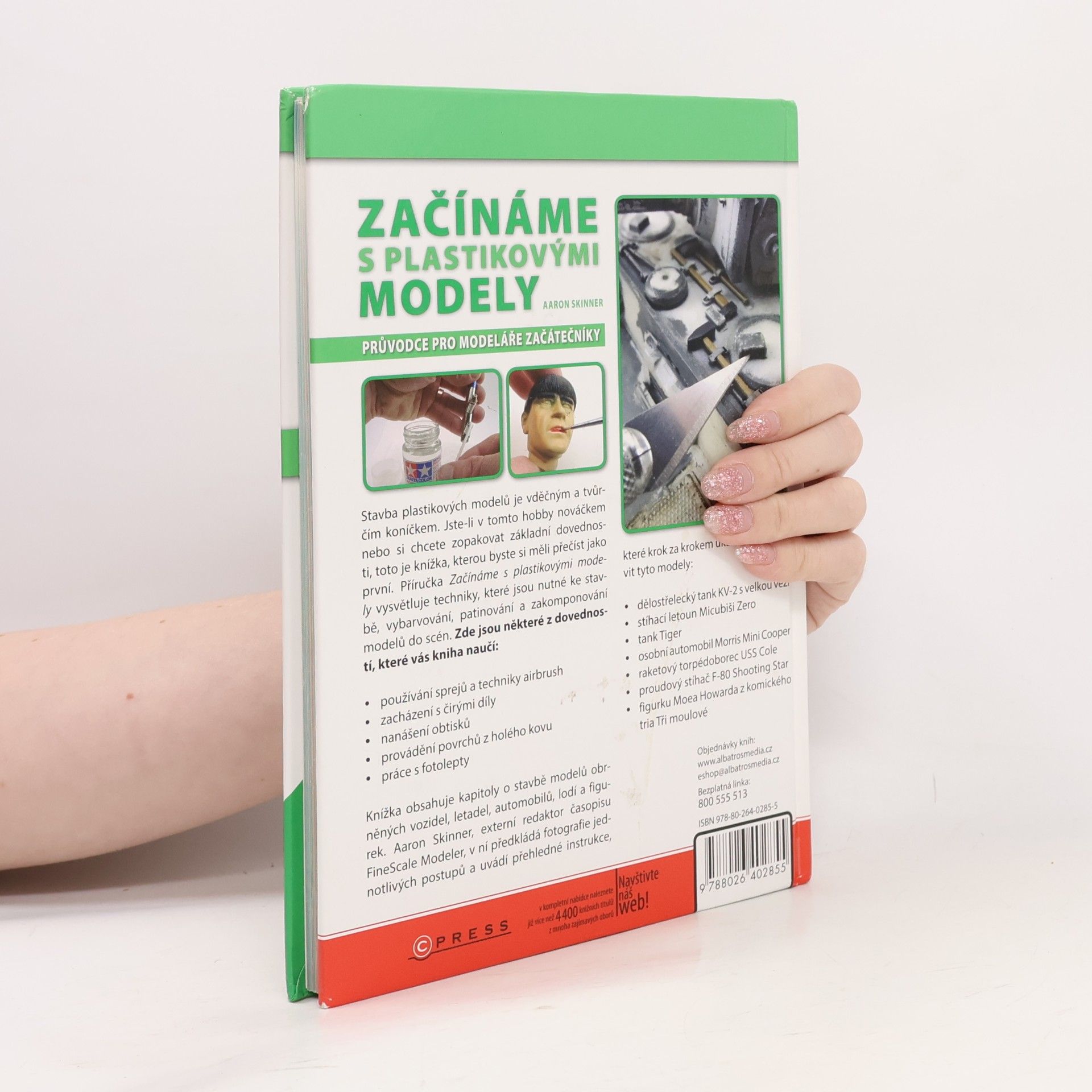 Aaron Skinner Začínáme s plastikovými modely. Průvodce pro modeláře začátečníky