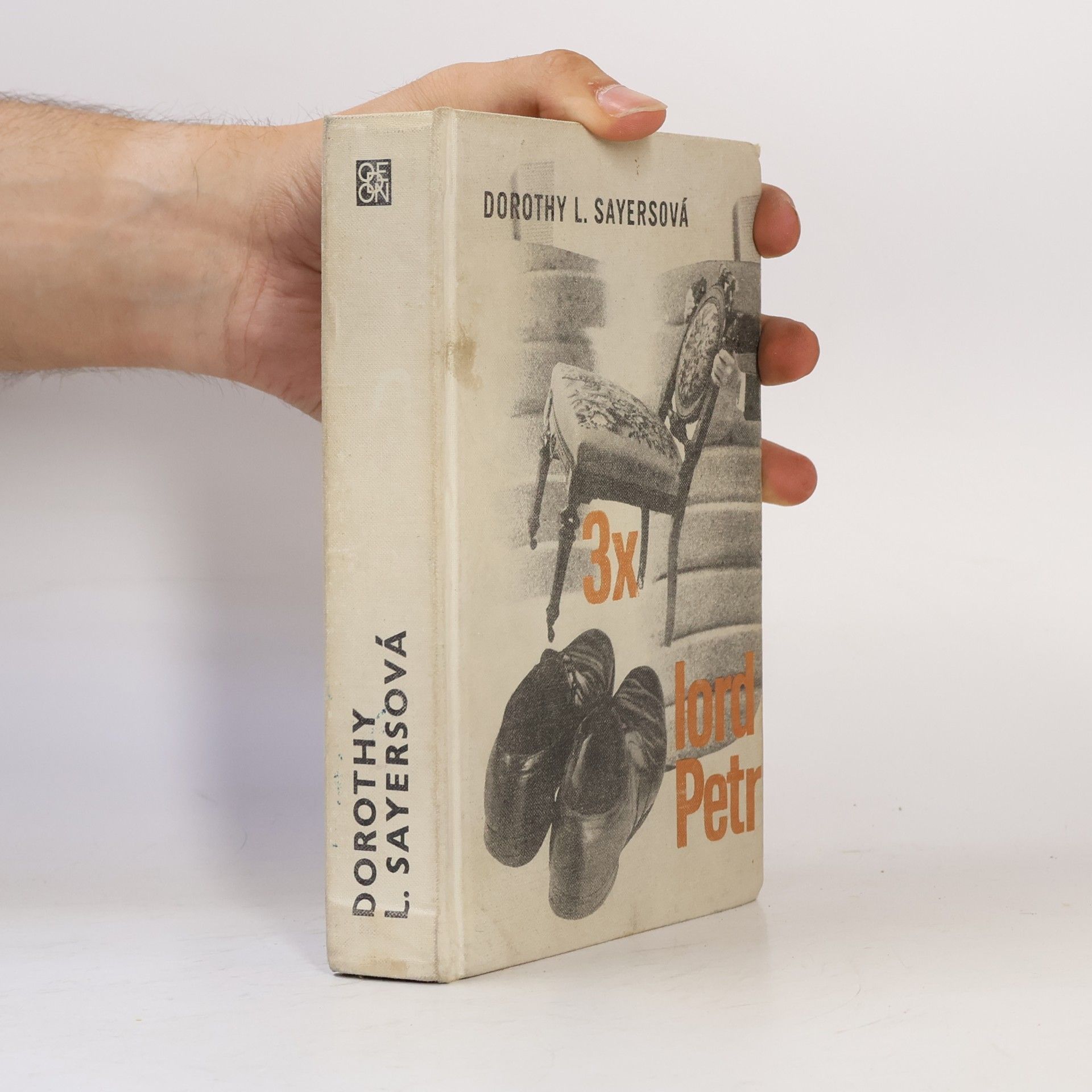 Dorothy Leigh Sayers Třikrát lord Petr