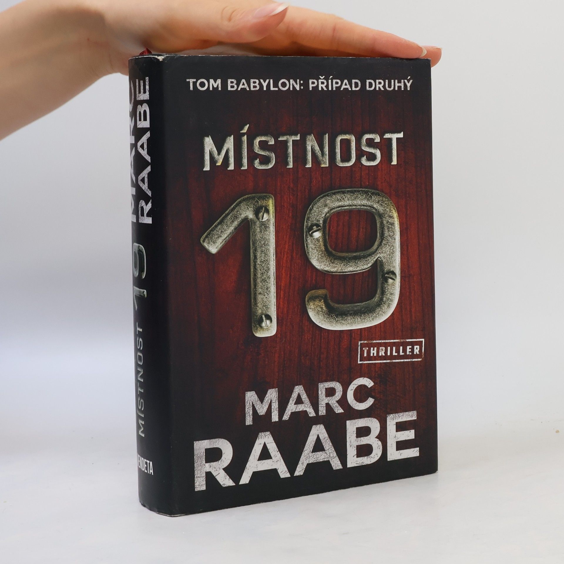 Marc Raabe Místnost 19