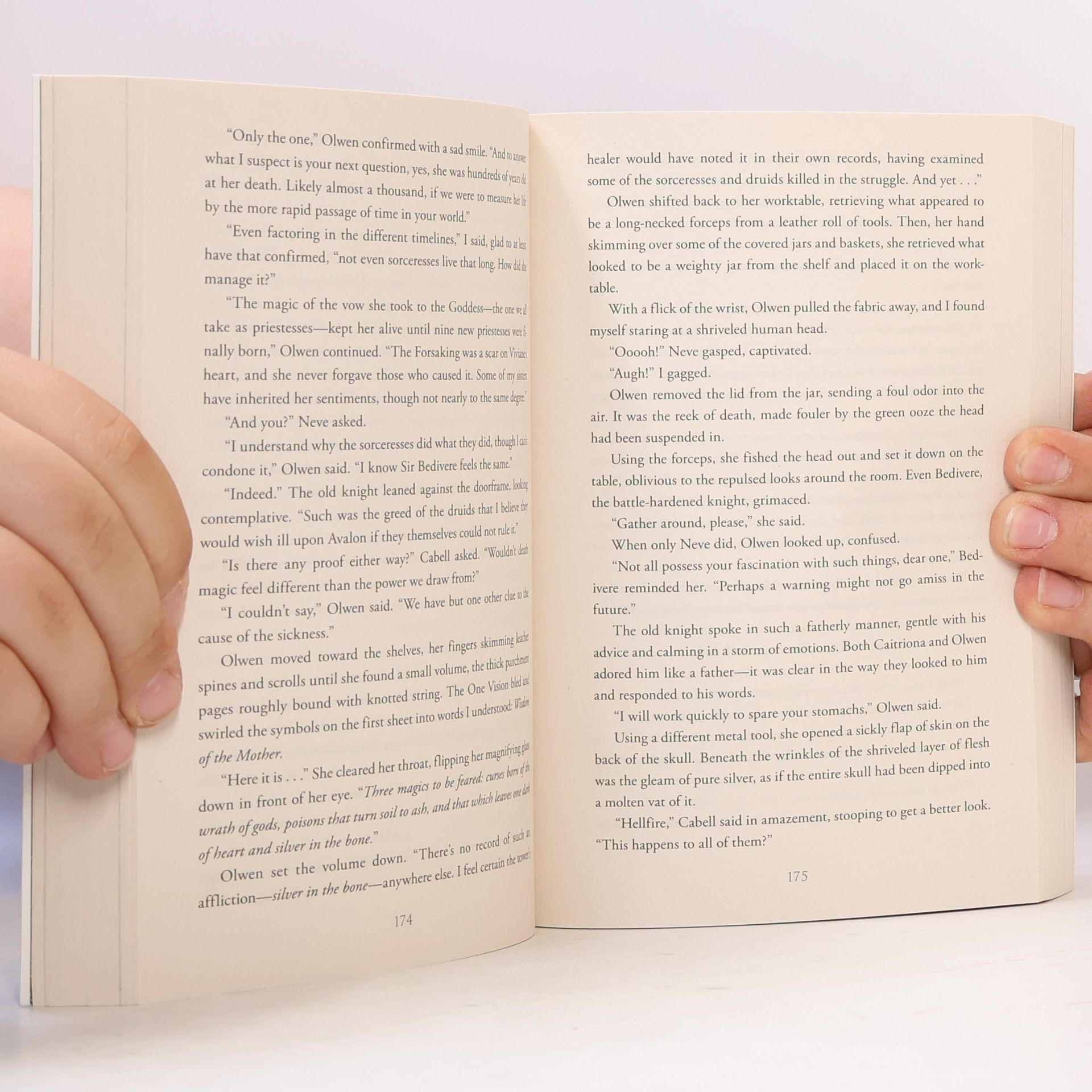 Alexandra Bracken Silver in the Bone
