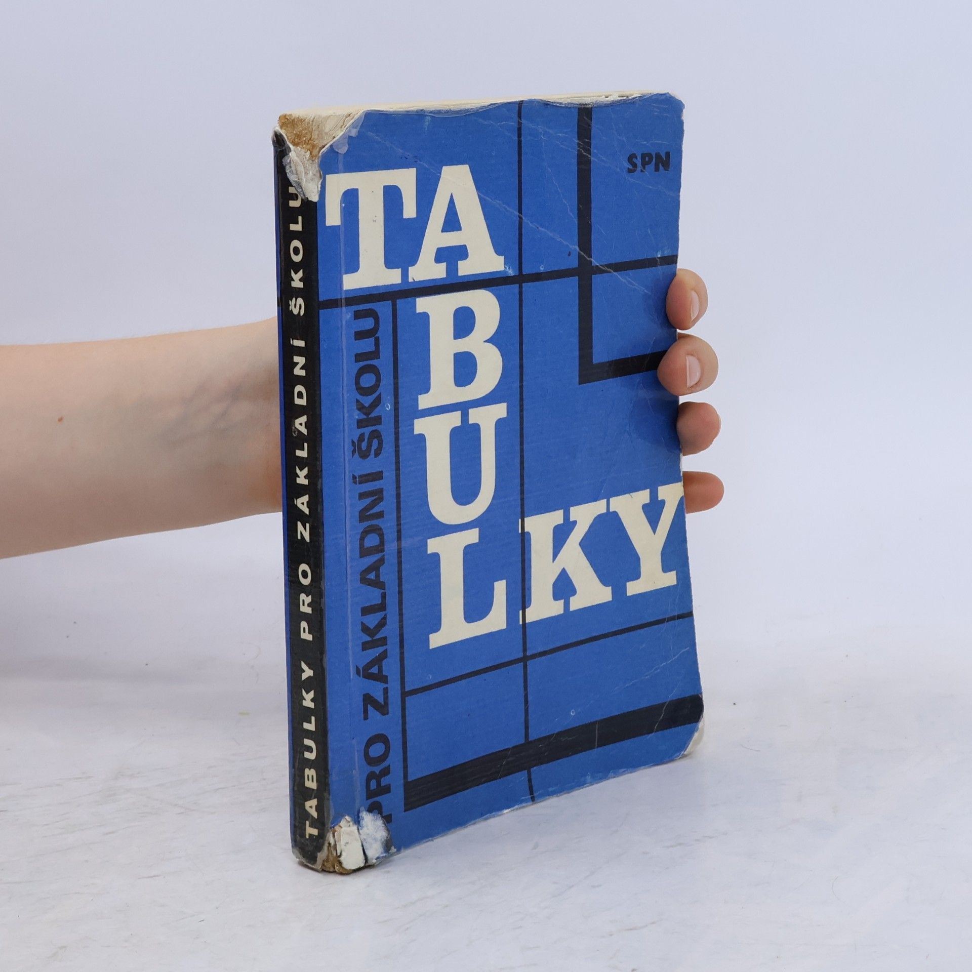 Autores varios Tabulky pro základní školu