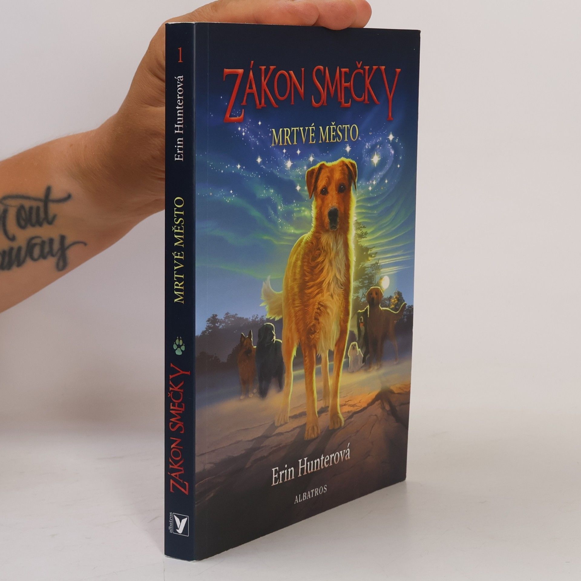 Erin Hunter Zákon smečky. Mrtvé město
