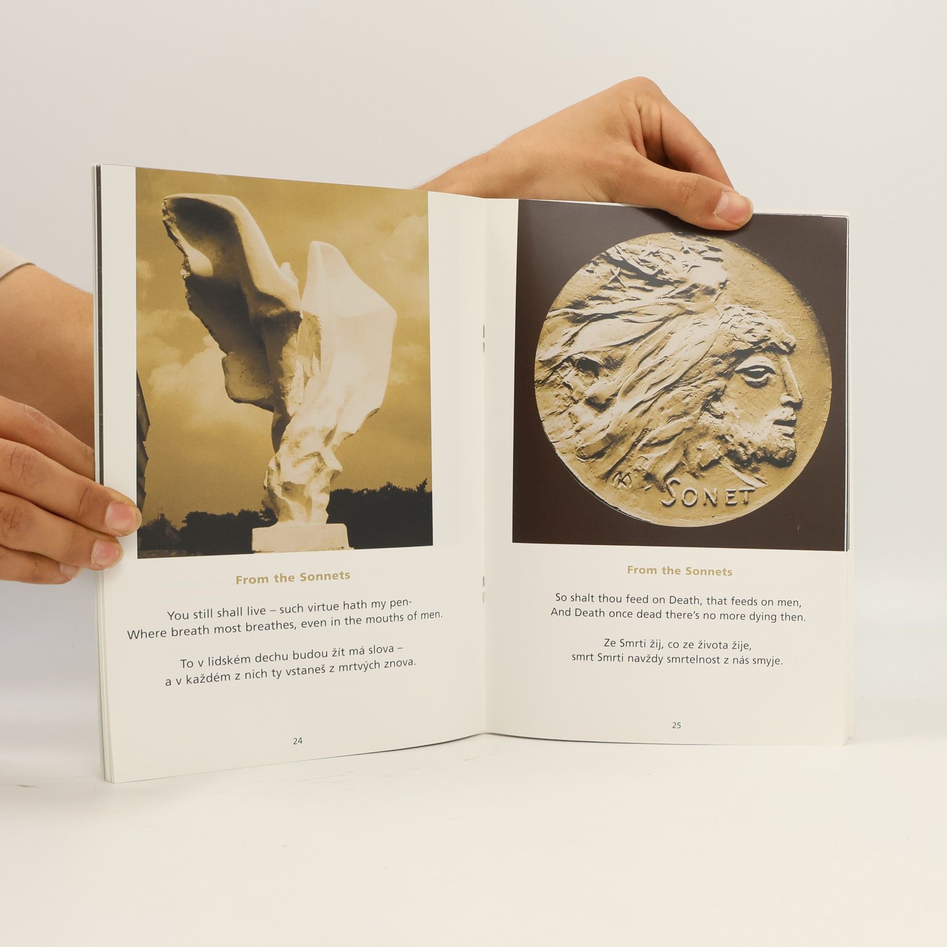Milan Knobloch Tribute to William Shakespeare. Katalog medailí Milana Knoblocha k výročí narození W.S.